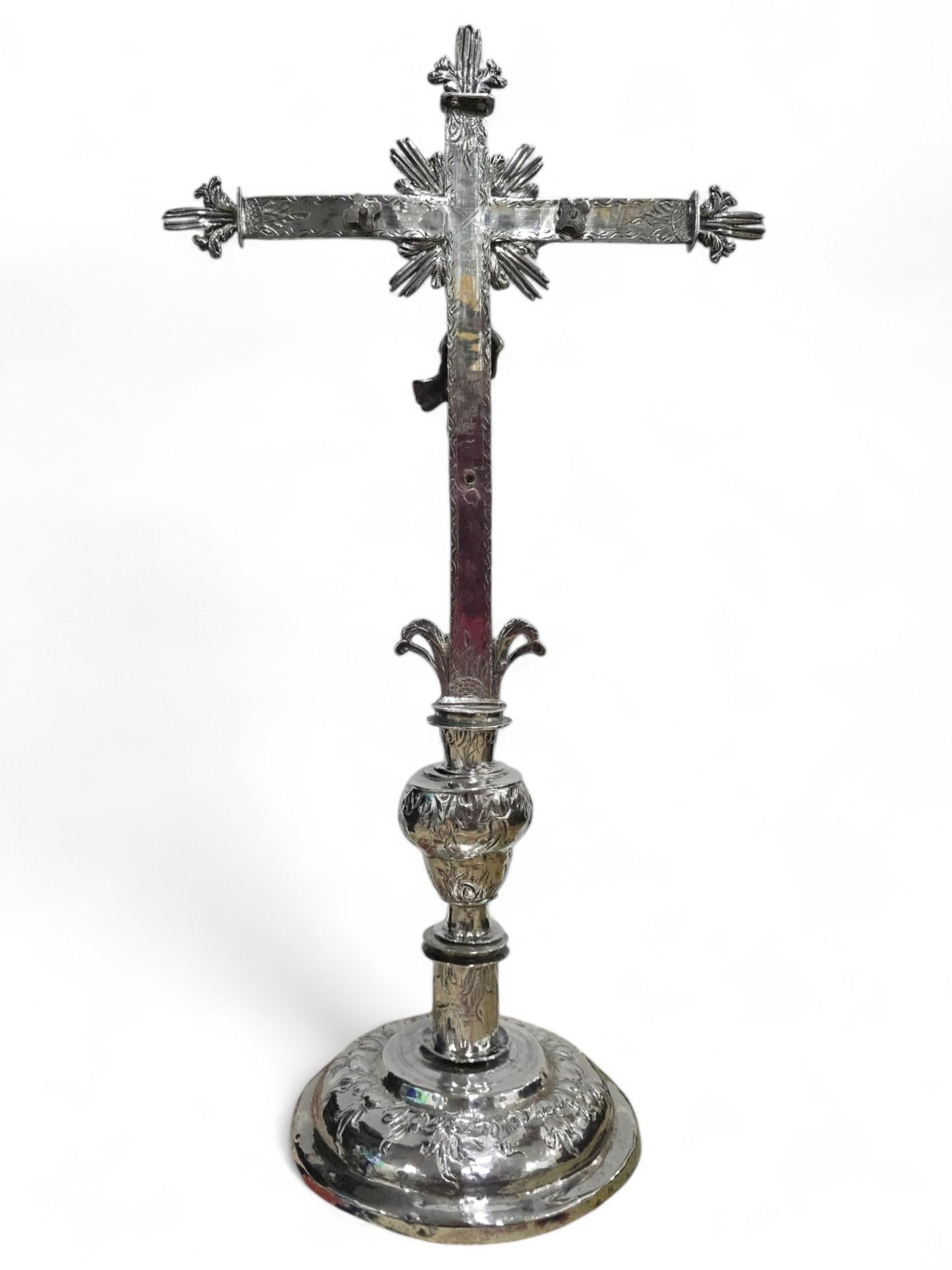 Important Spanish Solid Silver Altar Cross – 16th Century For Sale 5