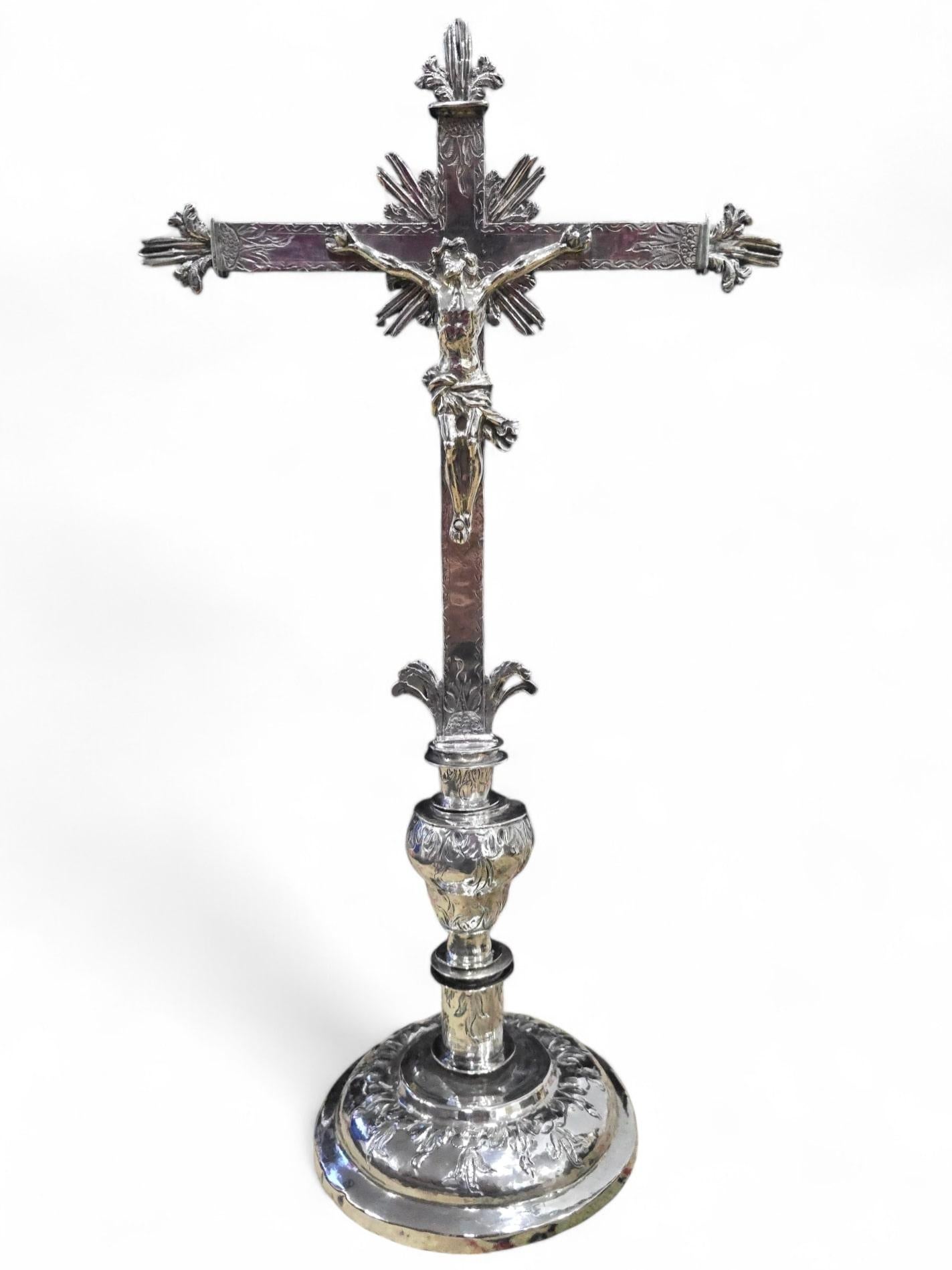 Important Spanish Solid Silver Altar Cross – 16th Century For Sale 2