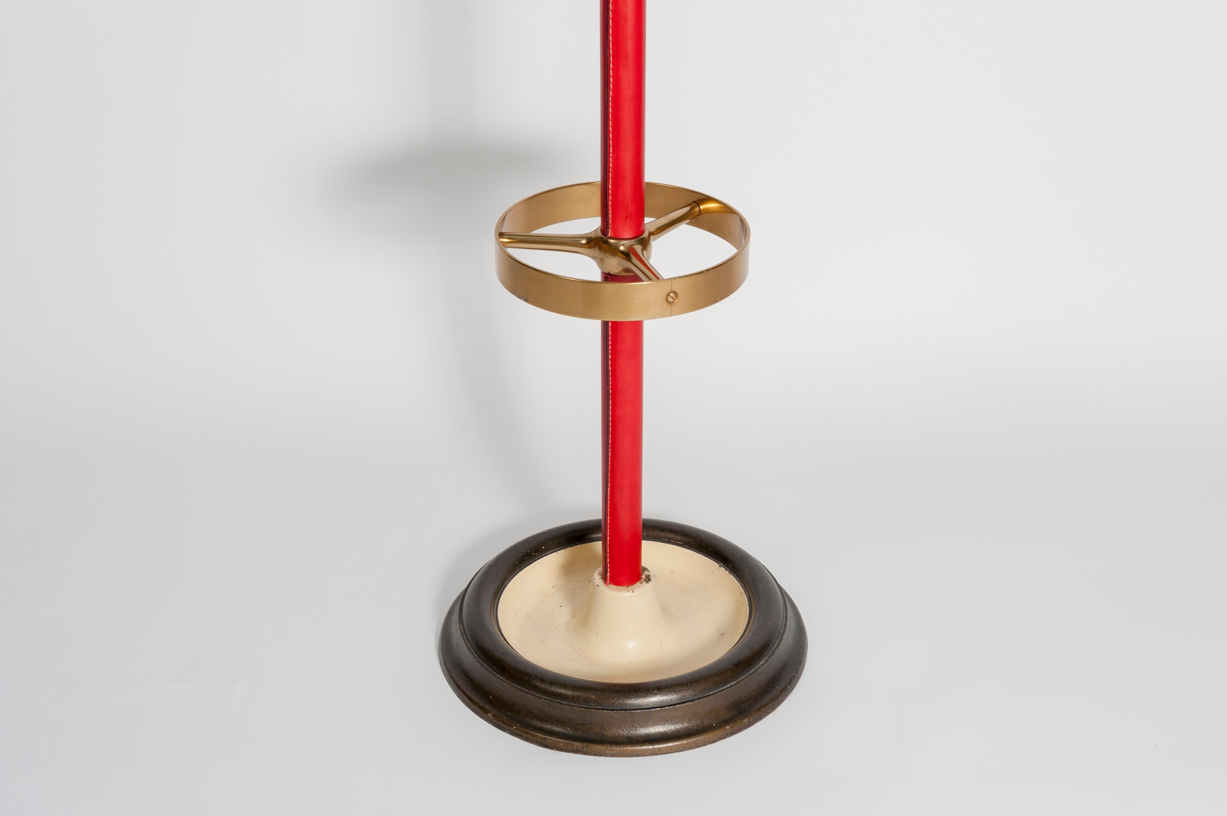 Important Stitched Leather Coat Stand by Jacques Adnet In Excellent Condition For Sale In Bois-Colombes, FR