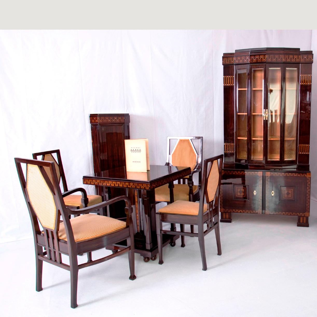 Important Table and Four Chairs by Ludwig Alter Darmstadt Jugendstil, 1908' In Good Condition For Sale In Rome, IT