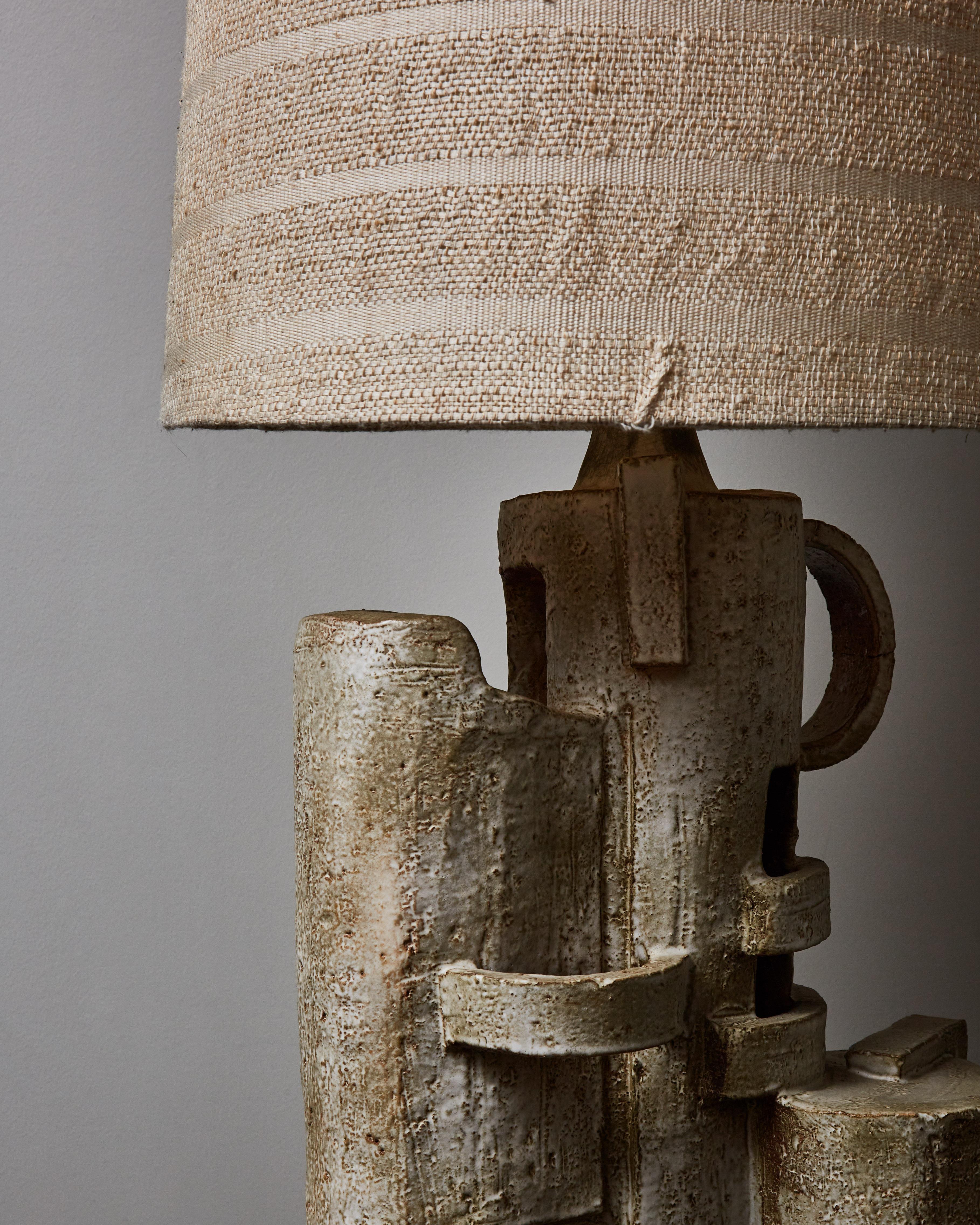 Tischlampe aus glasierter Keramik von Marius Bessone (Französisch) im Angebot