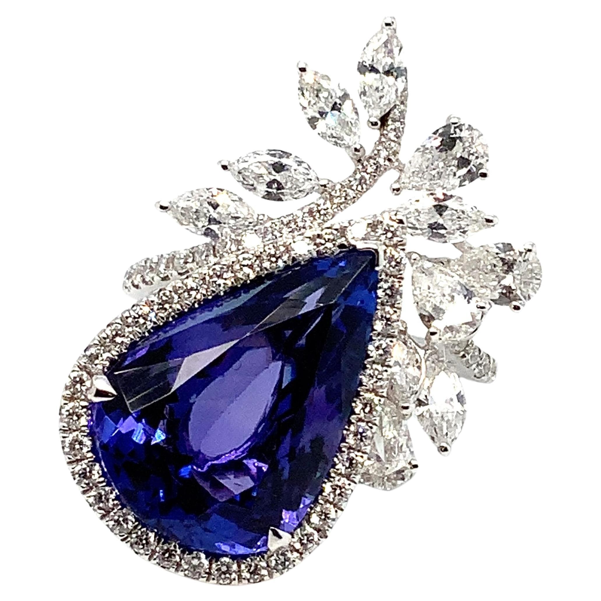 Important Tanzanite and Diamond  Right Hand Ring Fashioned in 18K White Gold. For Sale