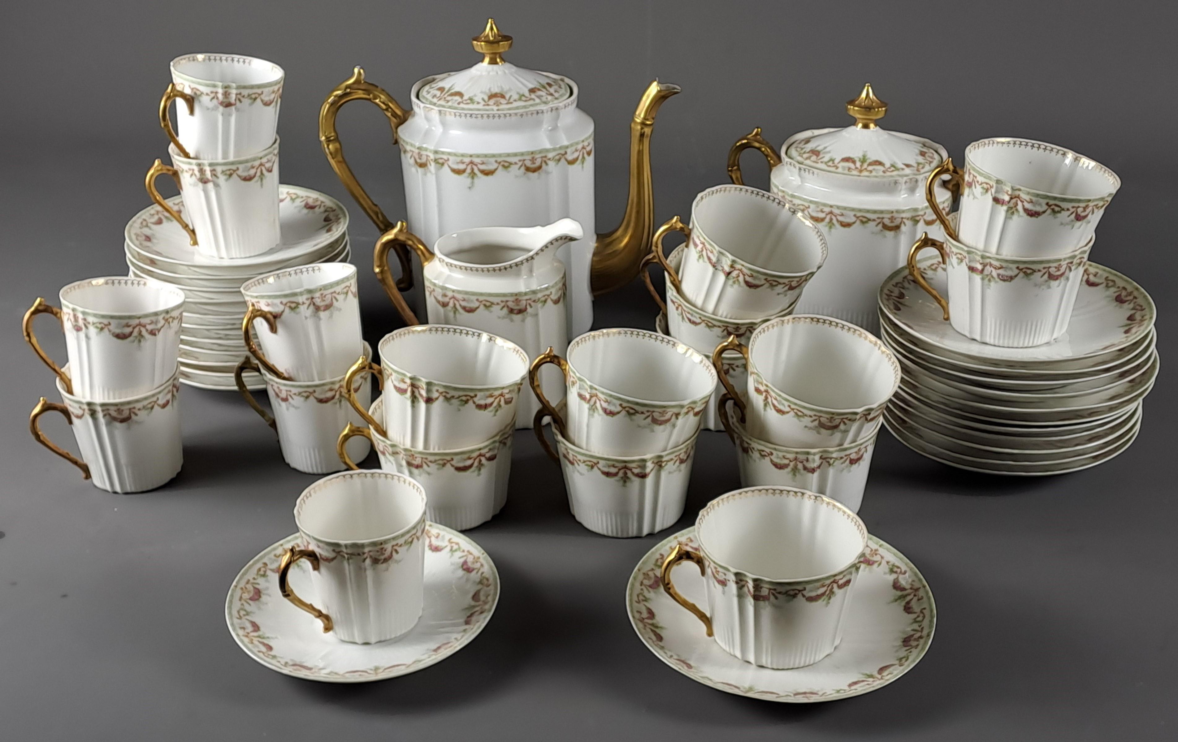 French Important Tea And Coffee Service In Fine Limoges Porcelain For Maison A. Maire M