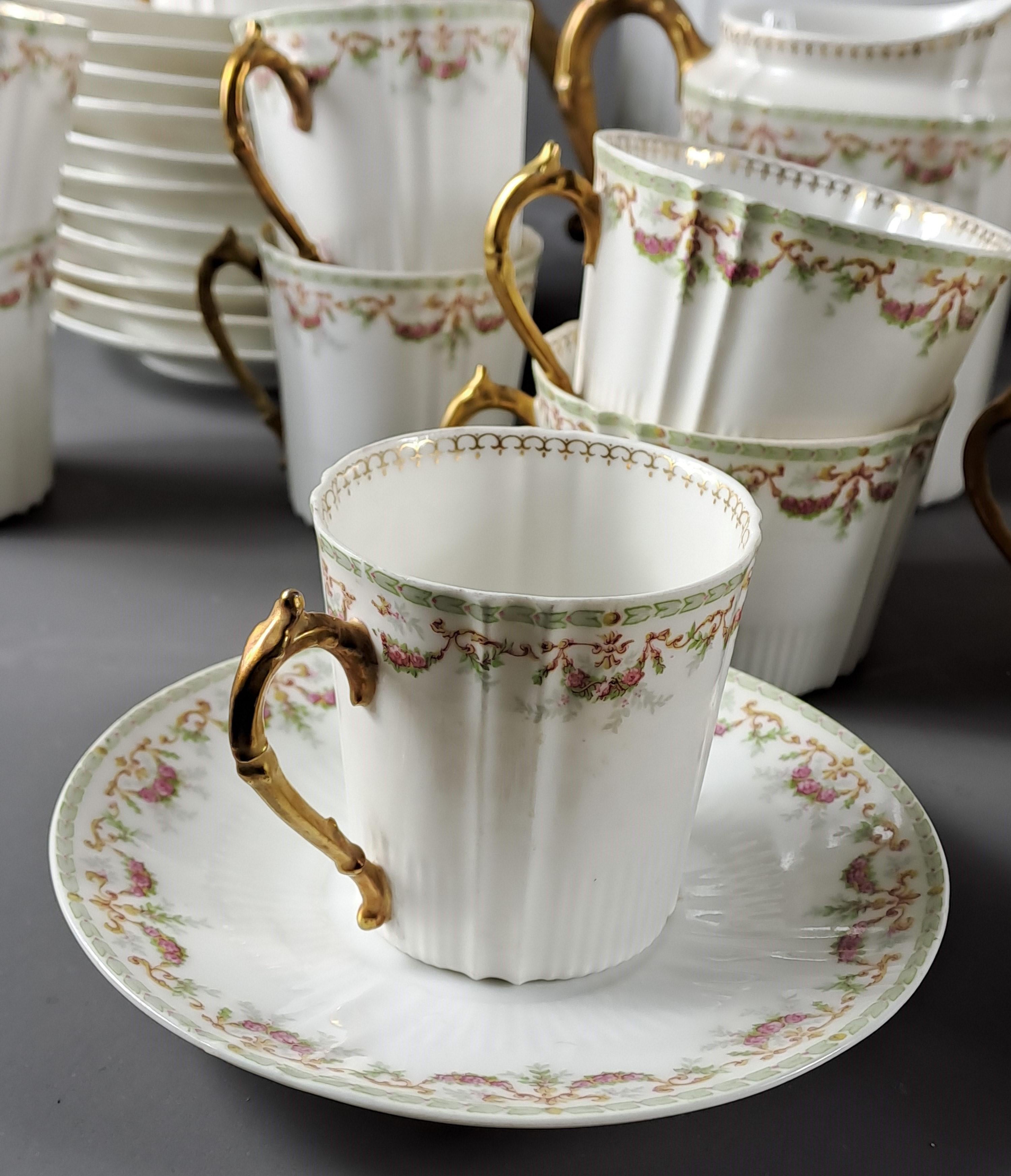 19th Century Important Tea And Coffee Service In Fine Limoges Porcelain For Maison A. Maire M