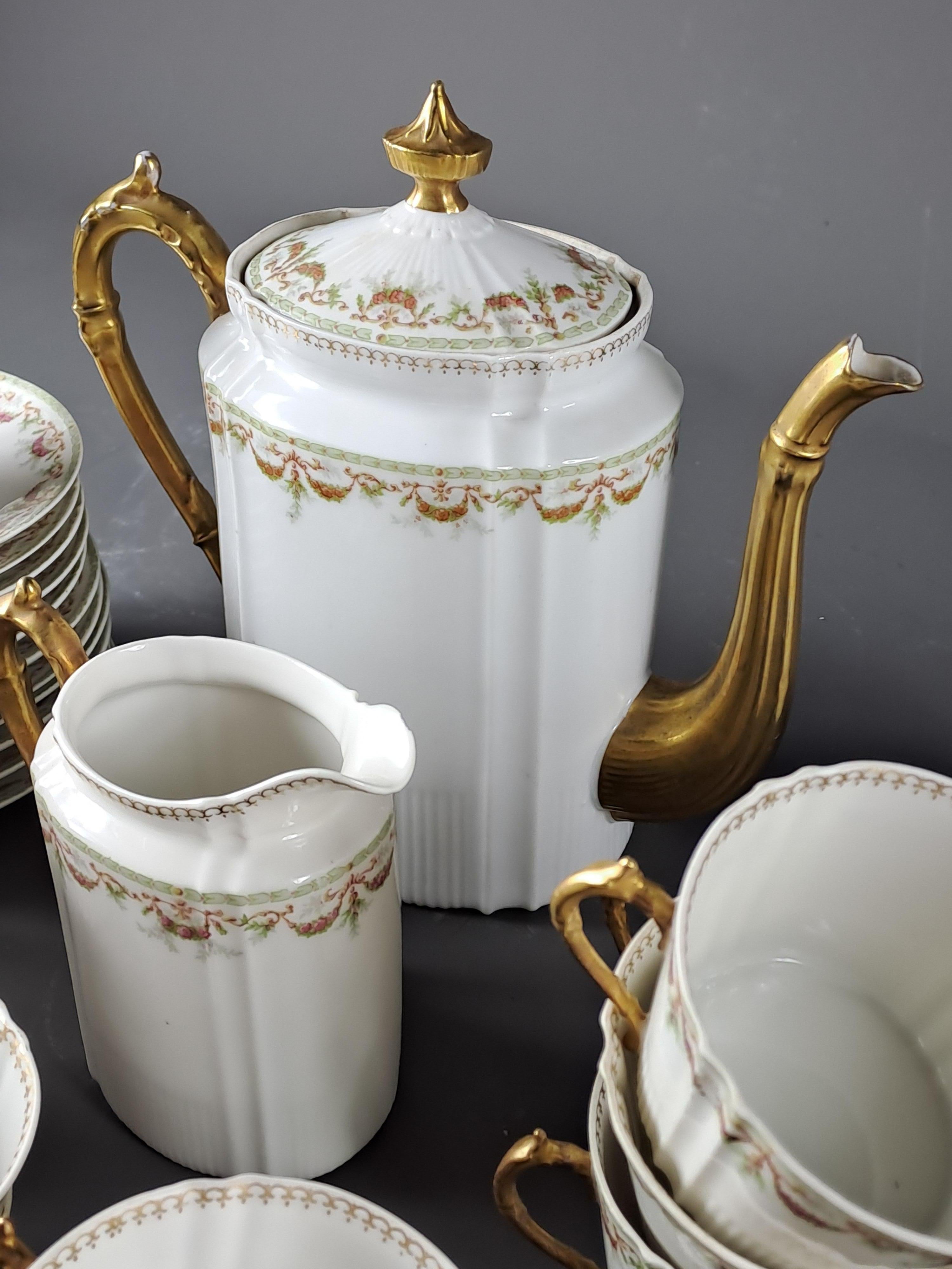 Important Tea And Coffee Service In Fine Limoges Porcelain For Maison A. Maire M 1