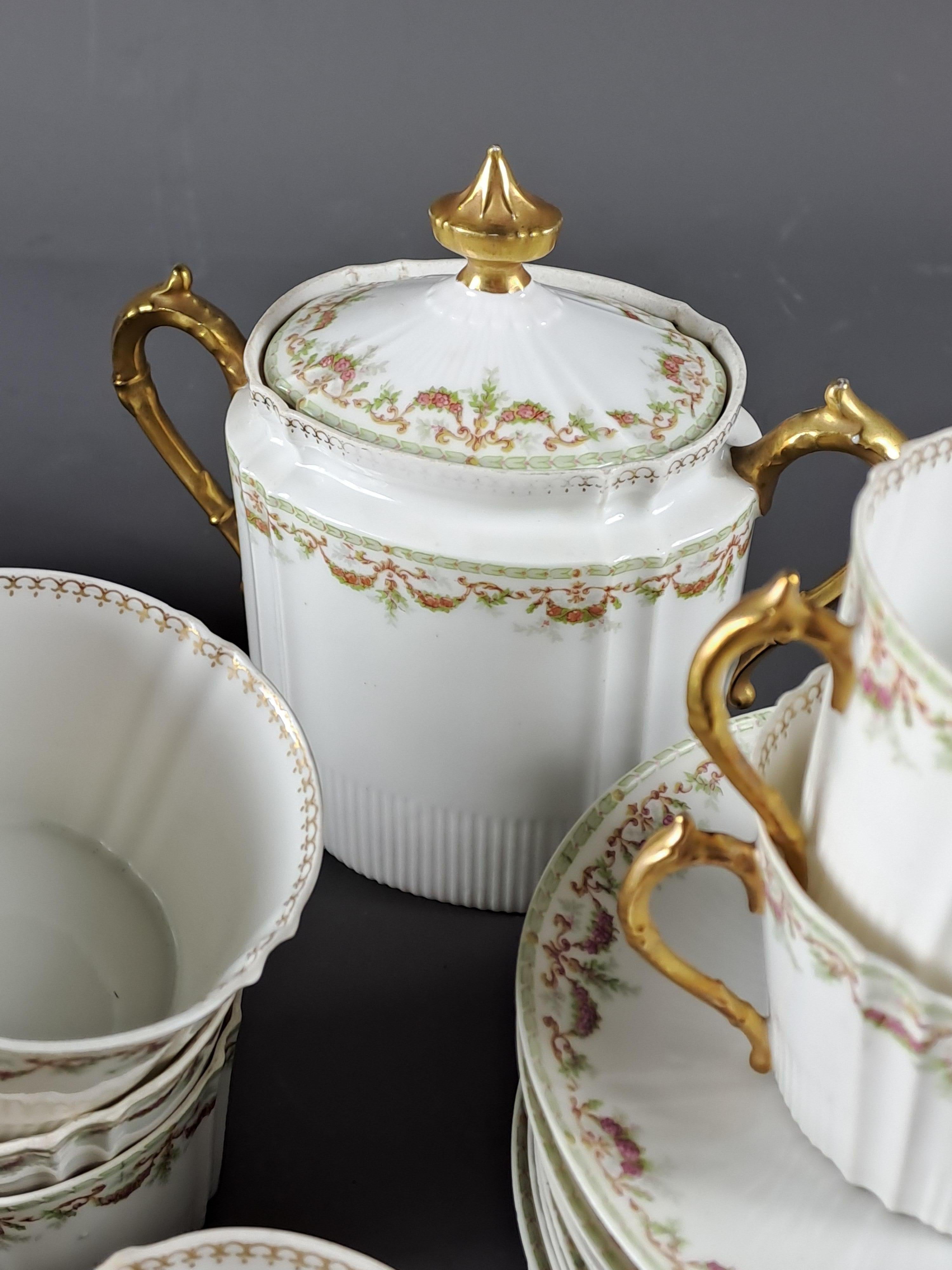 Important Tea And Coffee Service In Fine Limoges Porcelain For Maison A. Maire M 2