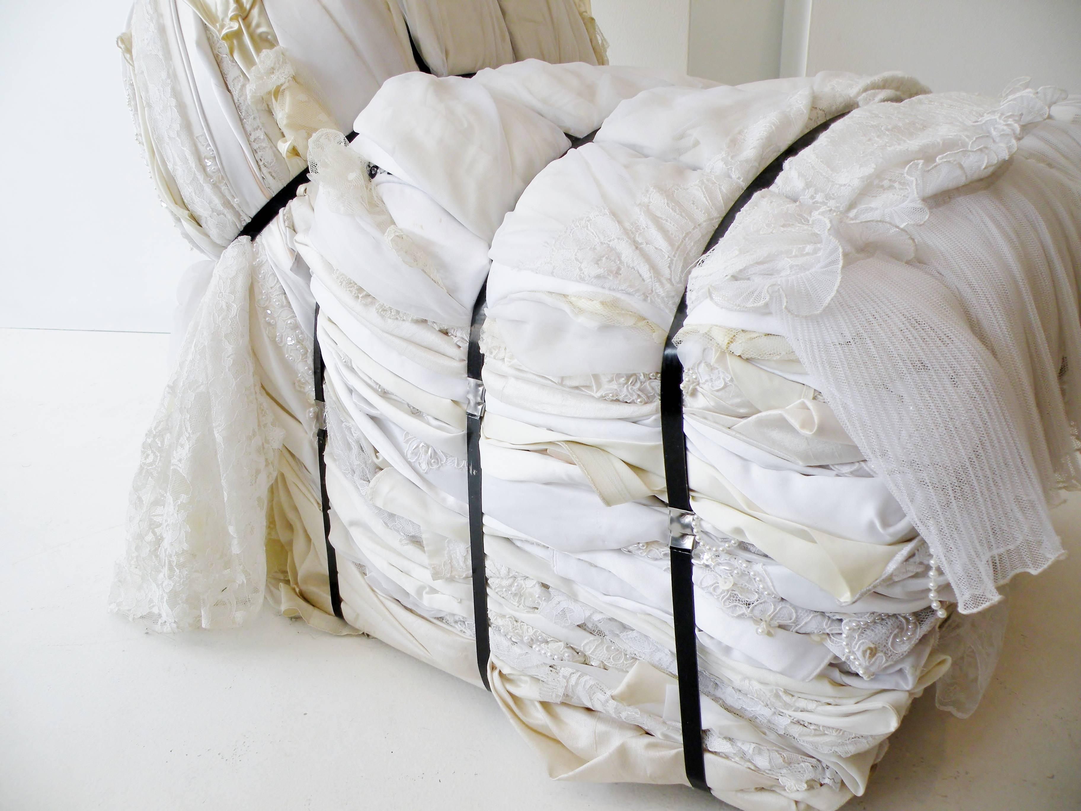 Importante robe de mariée Tejo Remy Rag Chair pour Droog Design en vente 2