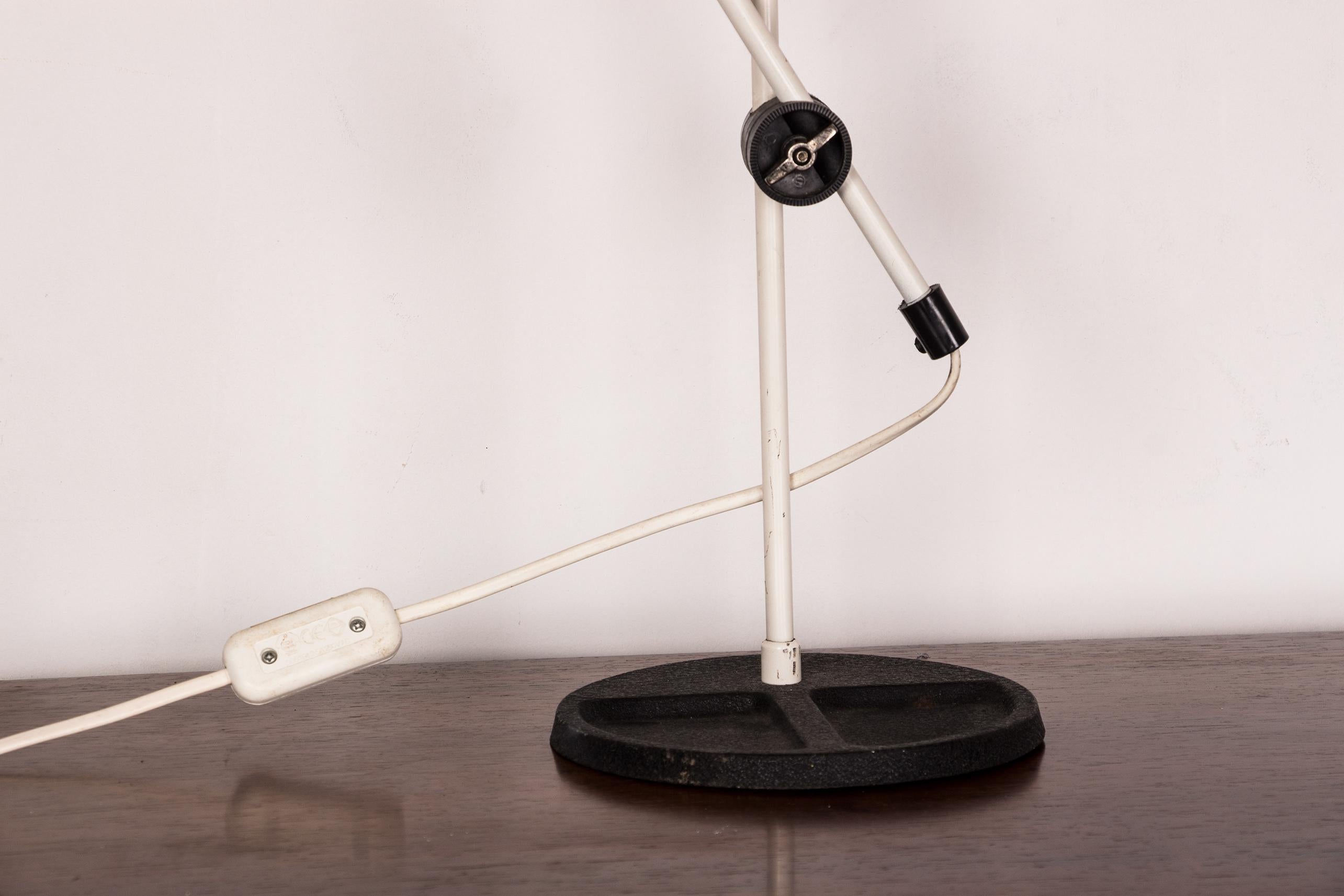Mid-20th Century Important tilting desk lamp in white metal 1960. For Sale
