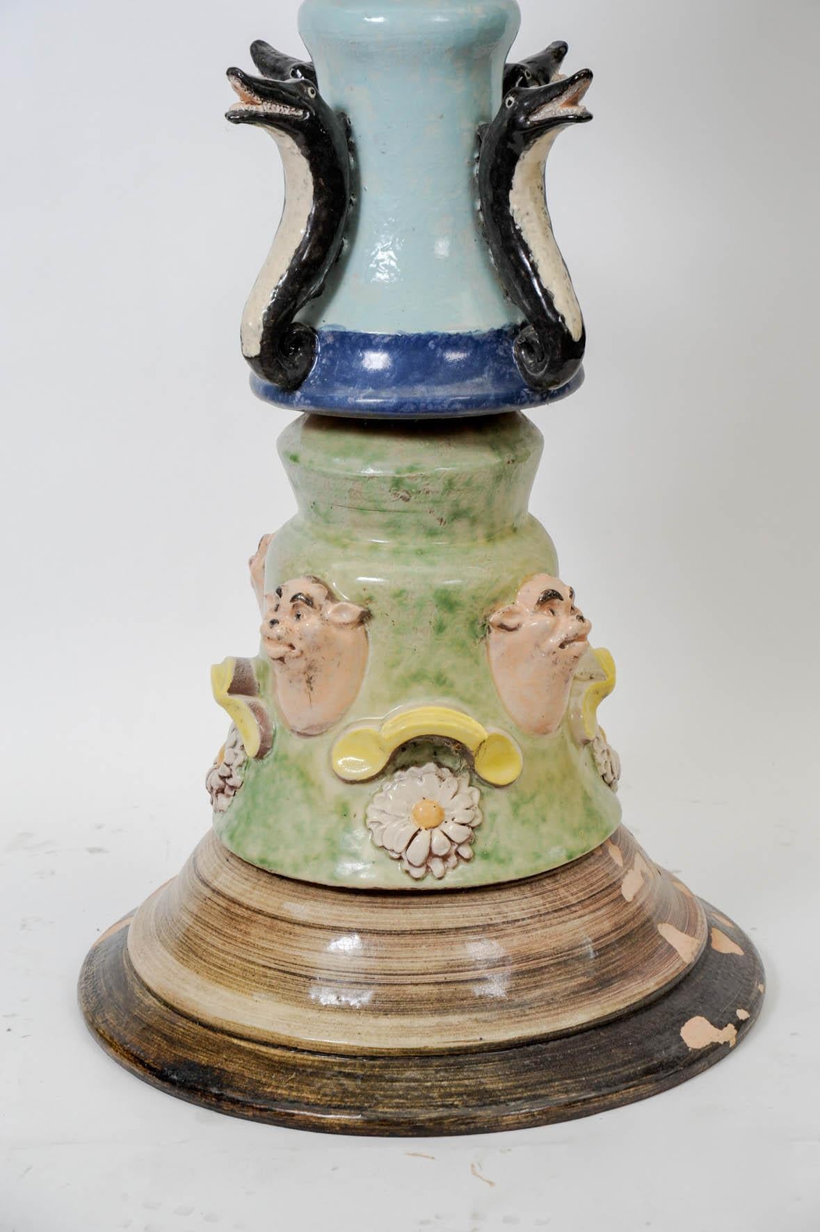Unusual Finial in Vallauris ceramic
Small incident on the fist top piece (see picture)
Some enamel is missing on the base
Very good condition.