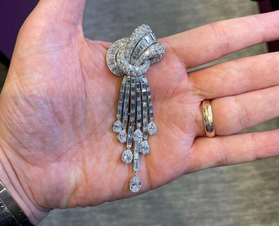 Baguette Cut Important Van Cleef & Arpels Diamond Cascade Brooch