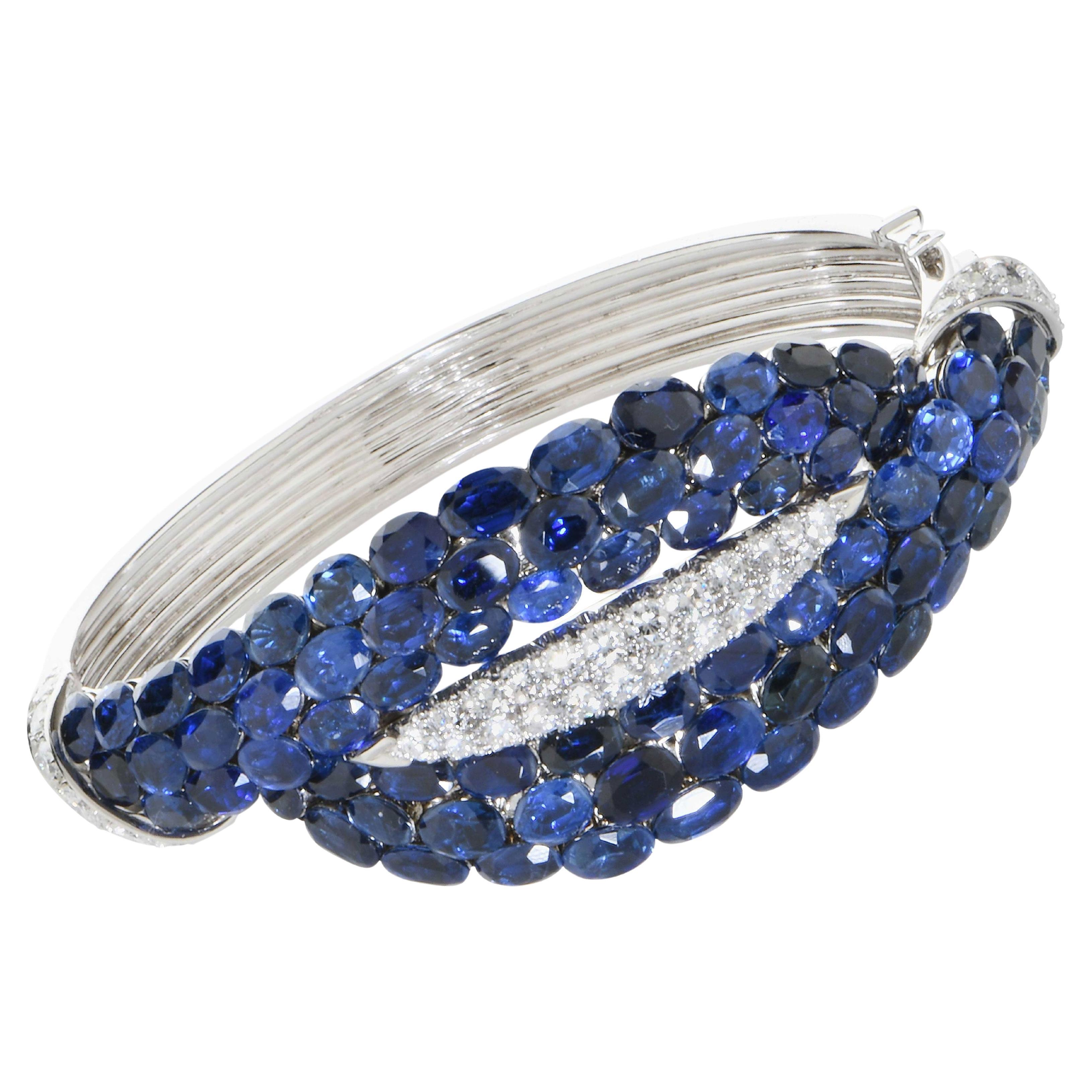 Important Van Cleef & Arpels Sapphire and Diamond Bangle For Sale
