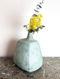 Bedeutende Vase von Les 2 Potiers, aus Lavastein mit Emailleglasur, um 1960.