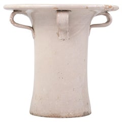 Importante vaso in ceramica smaltata bianco sporco
