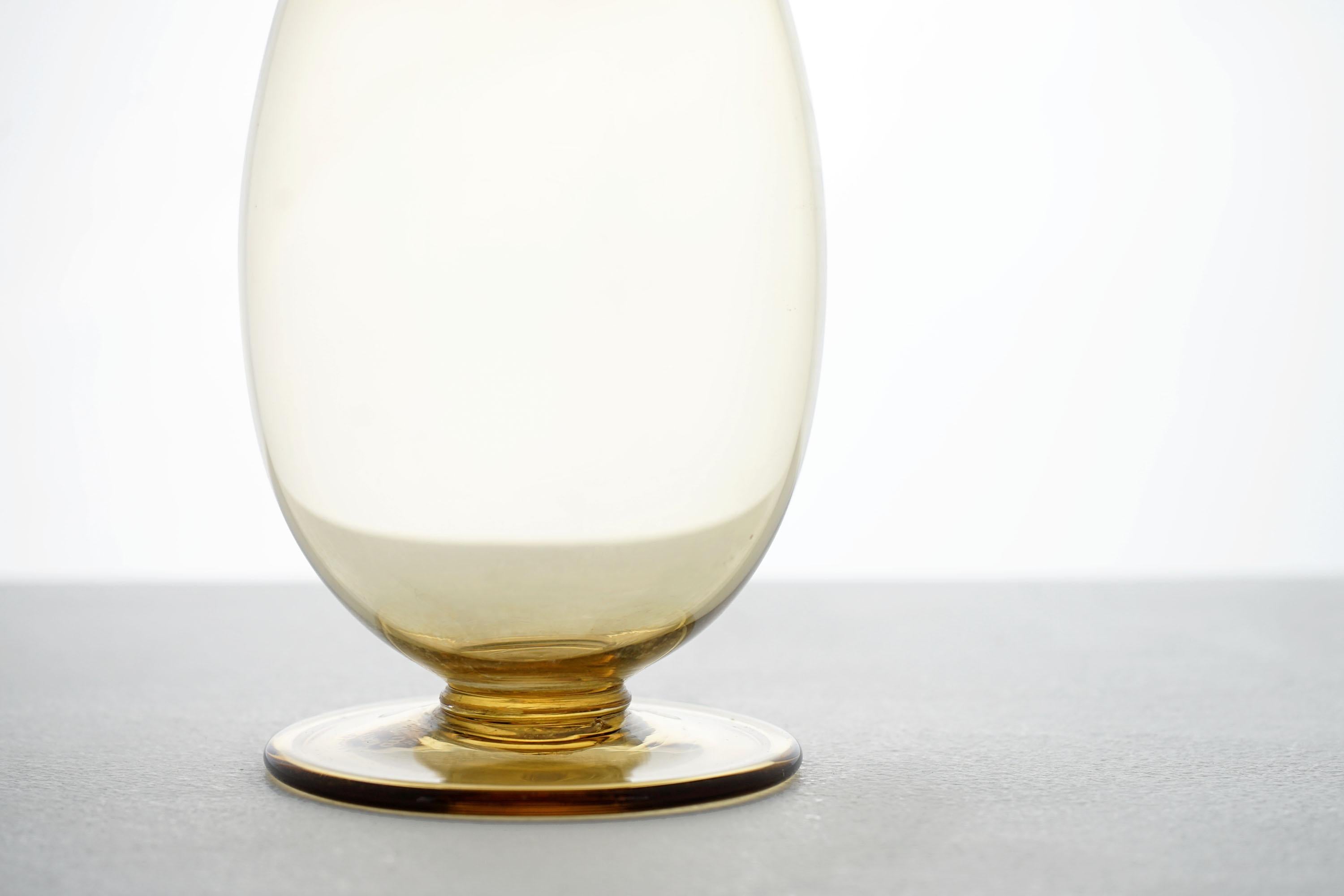Italian Important Vase of Glass by Vittorio Zecchin for Venini Murano, 1950s, Stamped For Sale