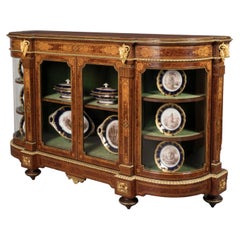 Bedeutender viktorianischer Seitenschrank aus Thuja-Holz mit Ormolu-Intarsien von Holland & Sons