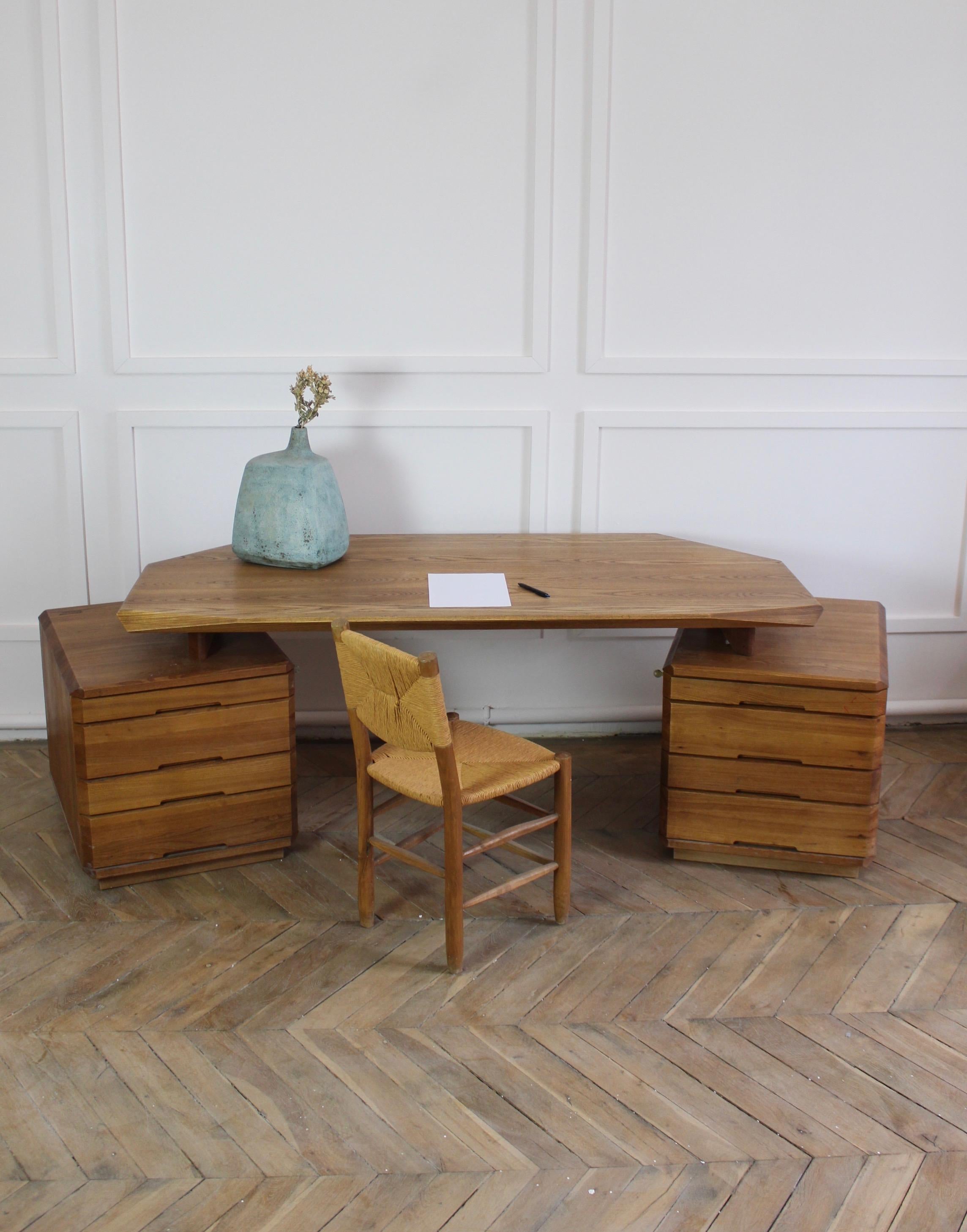 Important Vintage Pierre Chapo Desk, Model B40, in Solid Elm, 1980 For Sale 4