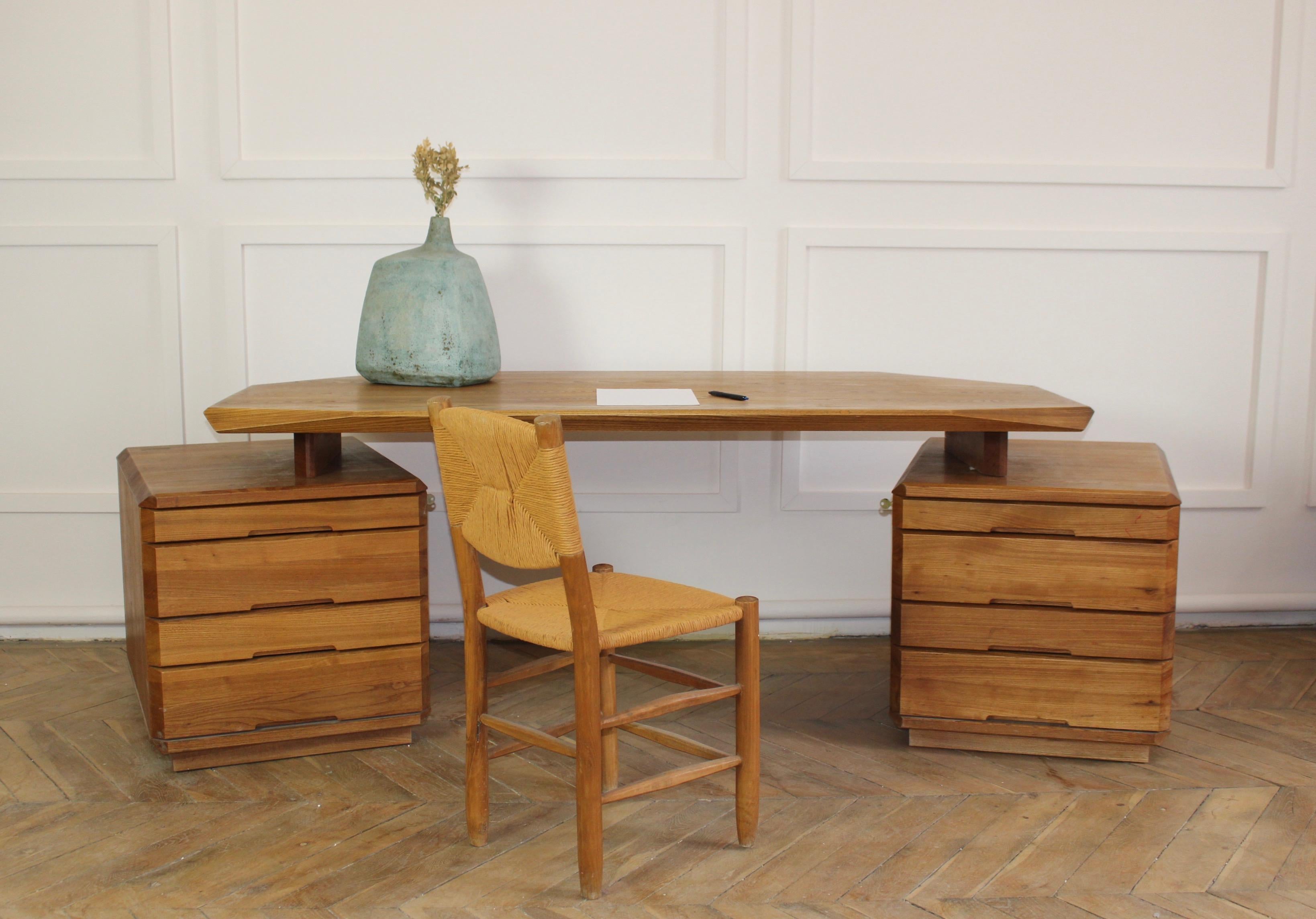 Important Vintage Pierre Chapo Desk, Model B40, in Solid Elm, 1980 For Sale 3