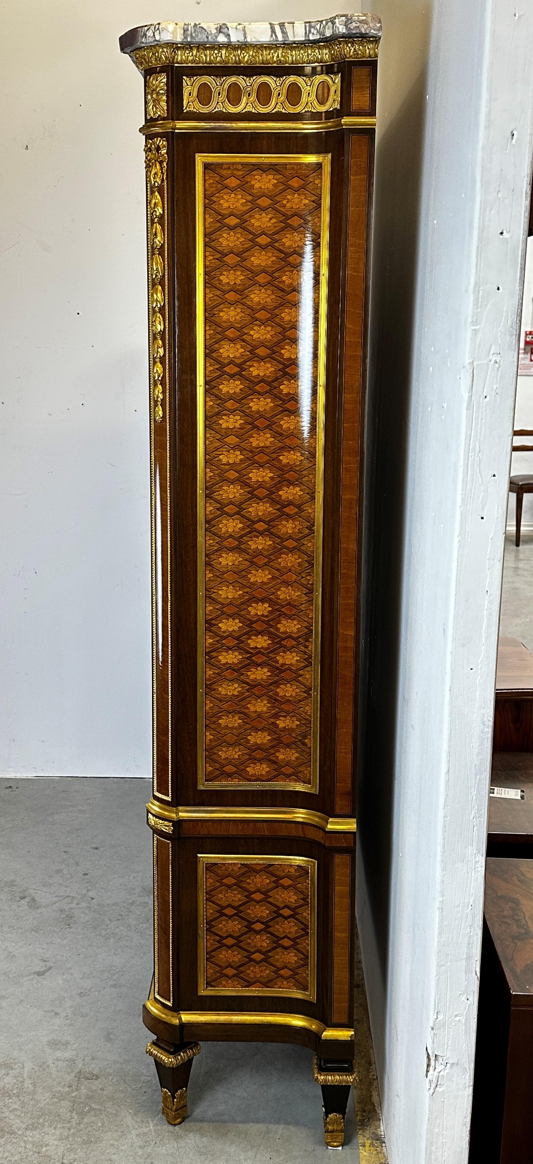 Importante Vitrina signe Grohe París siglo XIX en venta 8