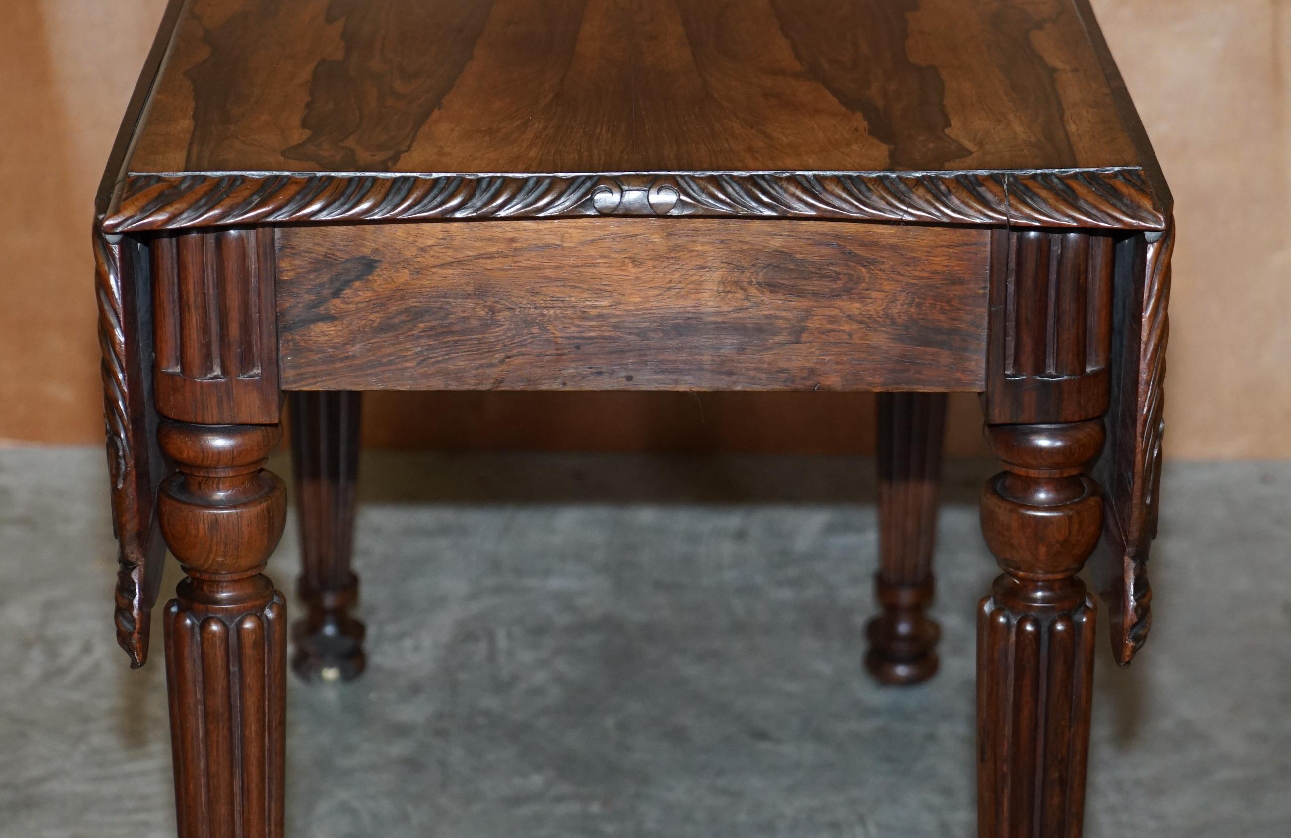 Wichtiger William IV um 1830 Pembroke Ausziehtisch Exquisite Holzschnitzerei (Hartholz) im Angebot