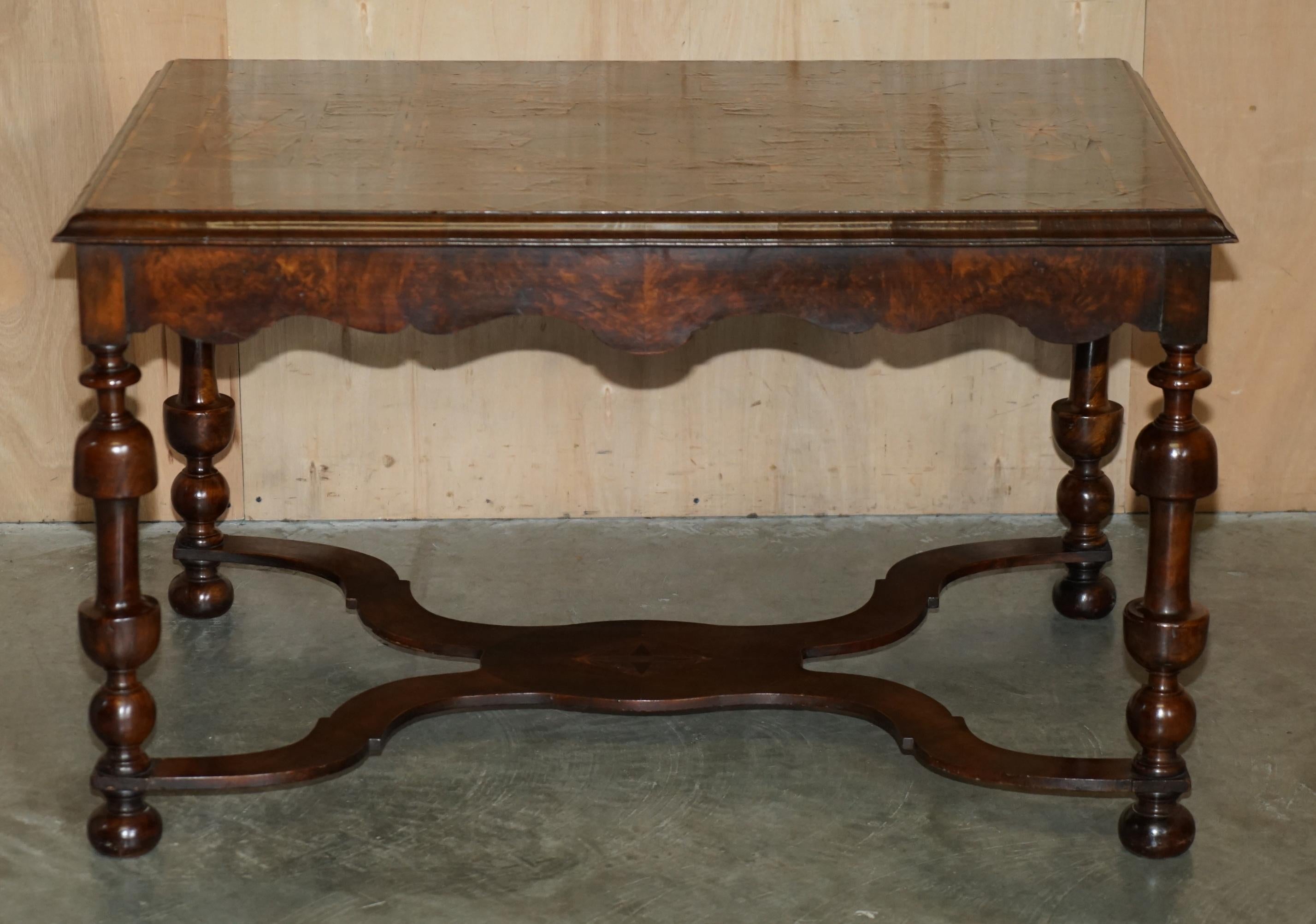 William and Mary IMPORTANT WiLLIAM & MARY FULLY RESTORED OYSTER LABURNUM WOOD CENTRE TABLE For Sale