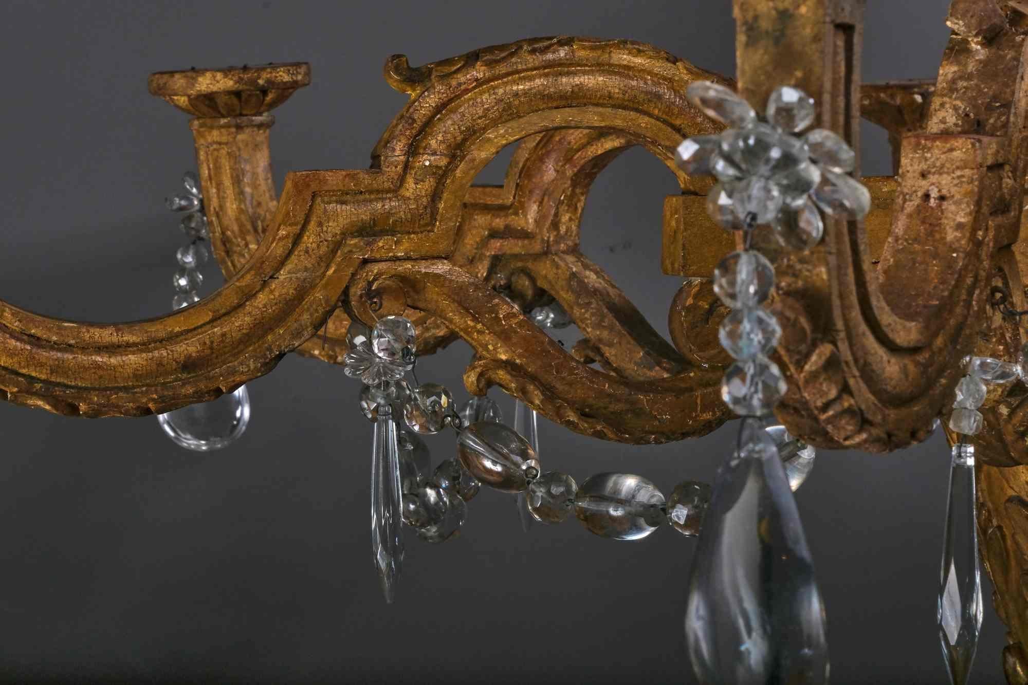 18th Century Important woodcarved and gilted Louis XVI chandelier, Italy, late 18th century For Sale
