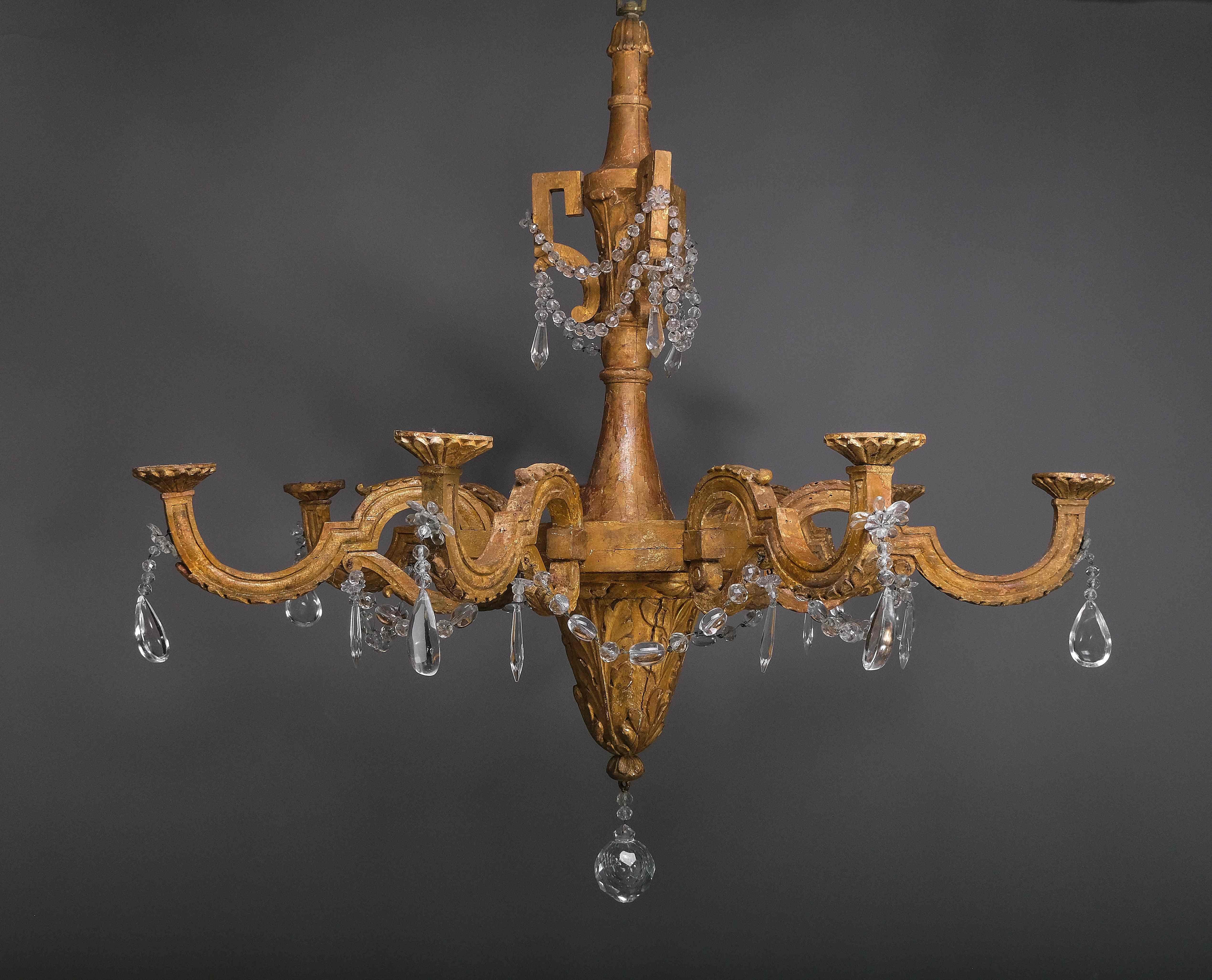 Important woodcarved and gilted Louis XVI chandelier, Italy, late 18th century For Sale 1
