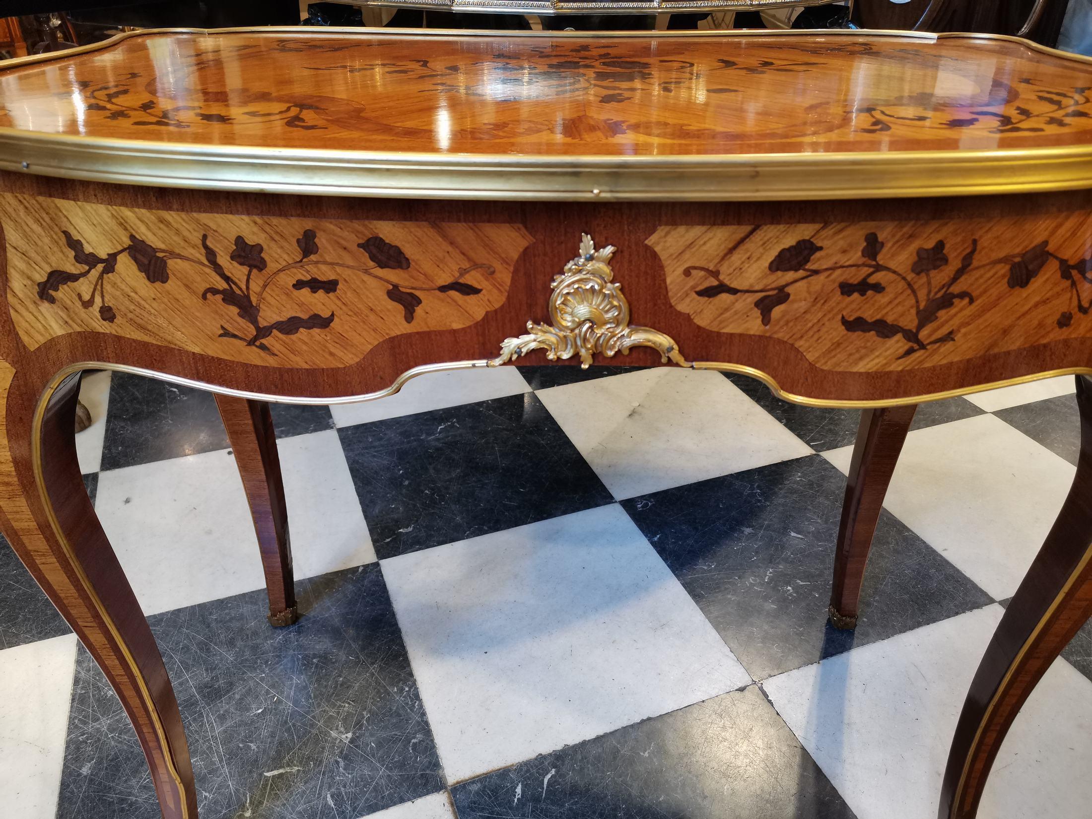 Important Write Table Louis XV 19th Century For Sale 4