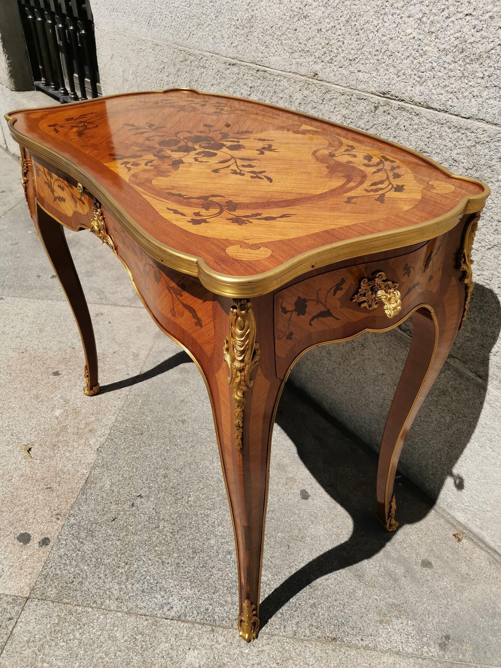 Important Write Table Louis XV 19th Century For Sale 1