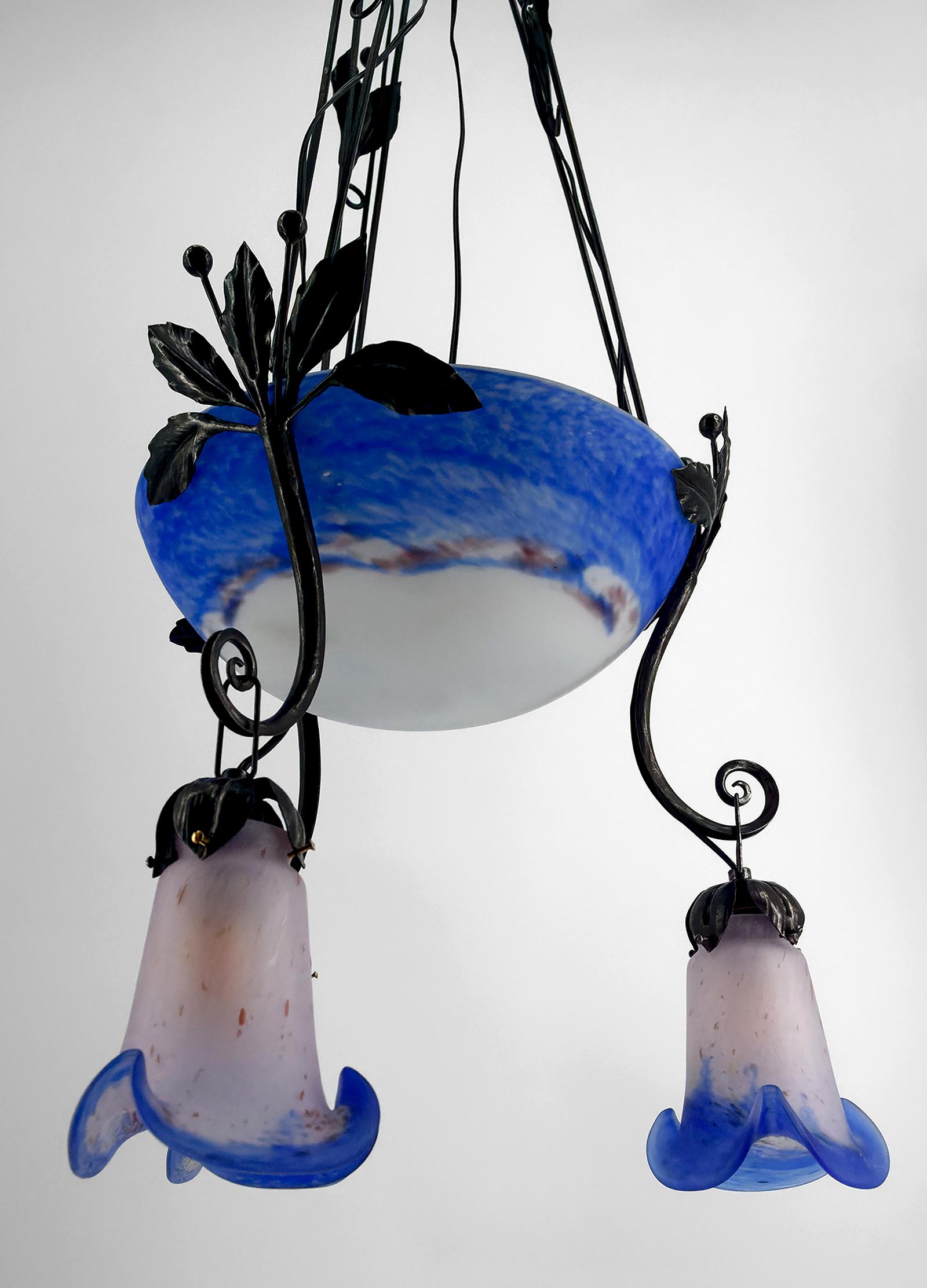 Important Wrought Iron Chandelier with Blue Blown Glass, Art Deco, France For Sale 1
