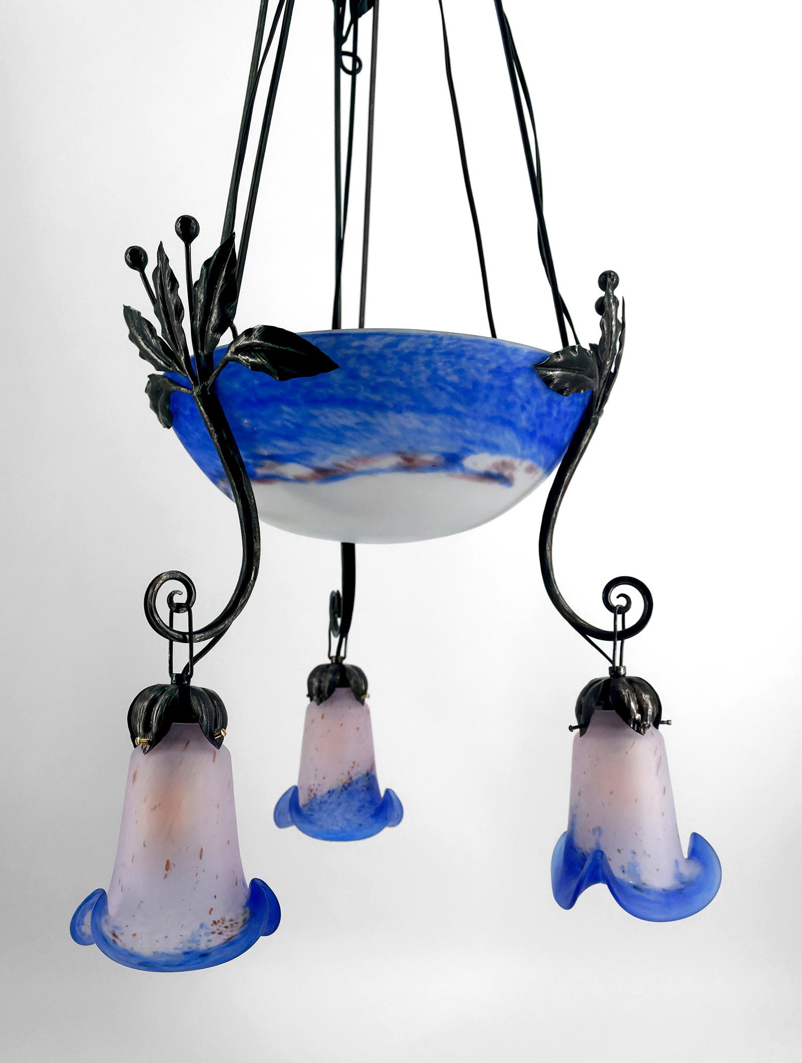 Important Wrought Iron Chandelier with Blue Blown Glass, Art Deco, France For Sale 2