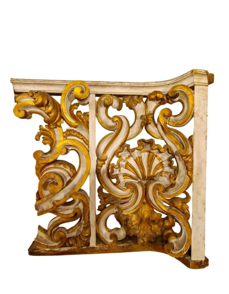 Balustrade avec corbeaux (décoratifs), d'une ancienne tribune de chœur  XVIIIe siècle État moyen - En vente à Cesena, FC