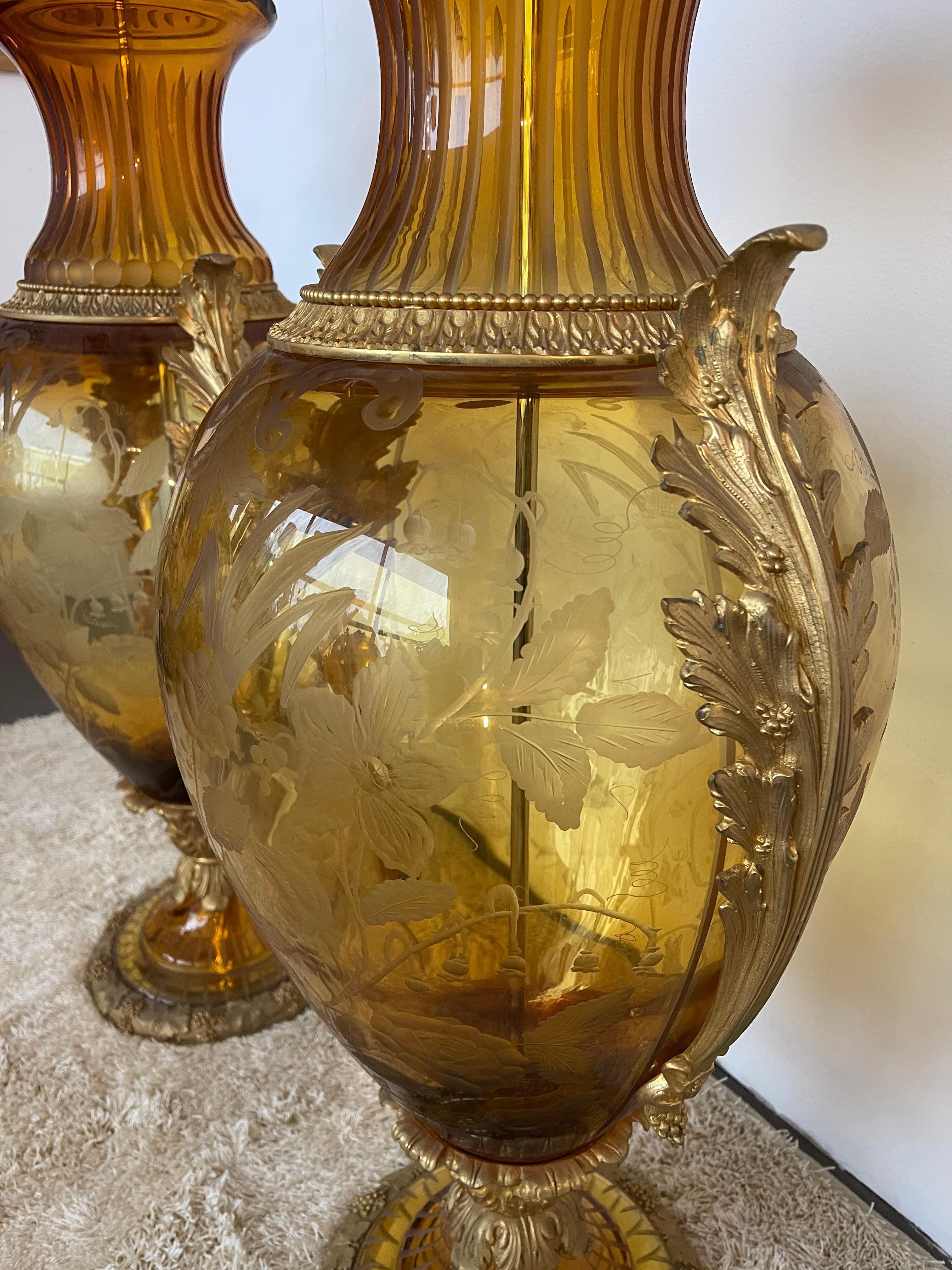 Art Nouveau Importante coppia di anfore in bronzo e cristallo di lusso in oro 24klt di DR in vendita