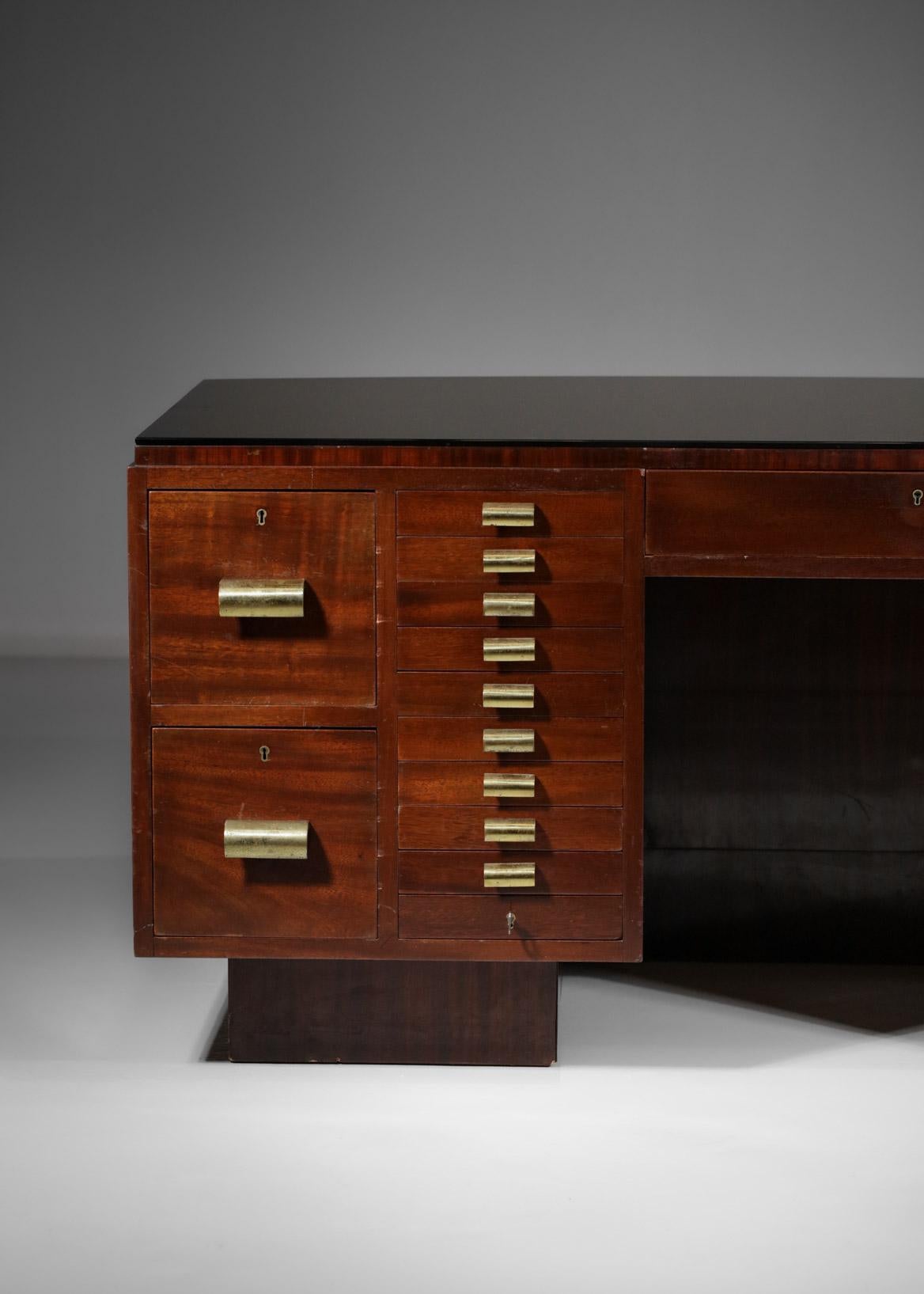 Imposing 1940's French Modernist Desk in Mahogany in Style of Dupré Lafon, E498 For Sale 13