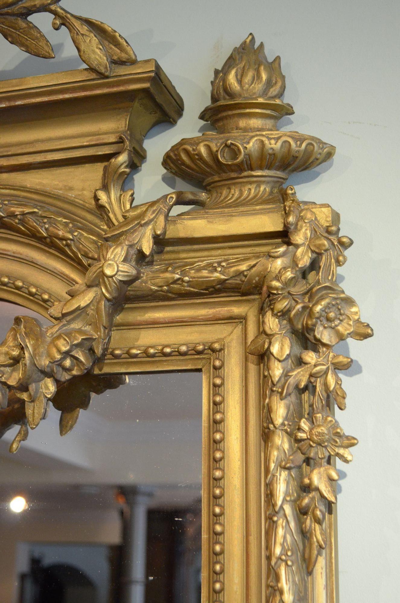 Imposing 19th Century Large Gilt Mirror For Sale 8