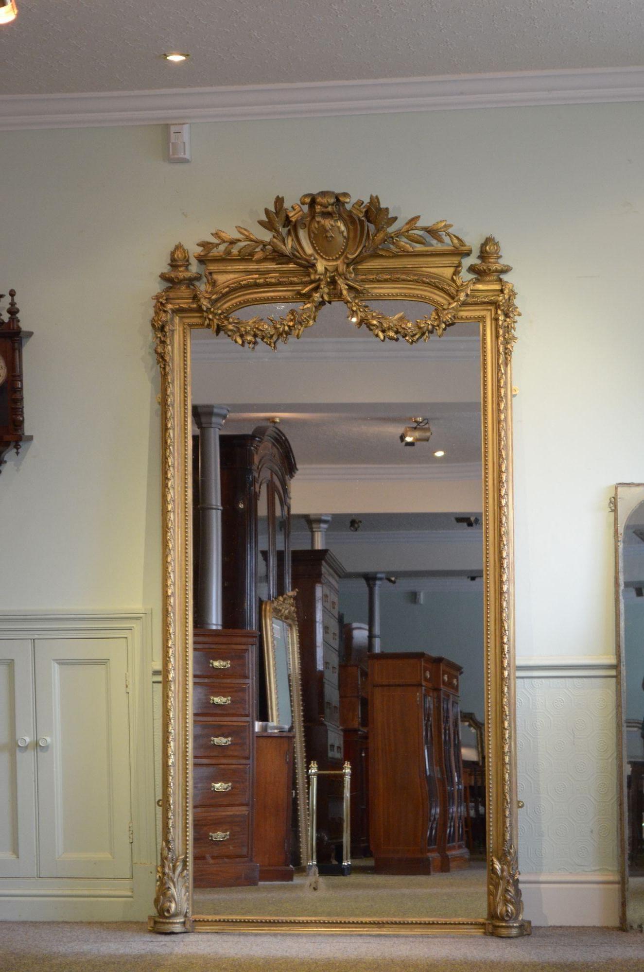 Imposing 19th Century Large Gilt Mirror In Good Condition For Sale In Whaley Bridge, GB