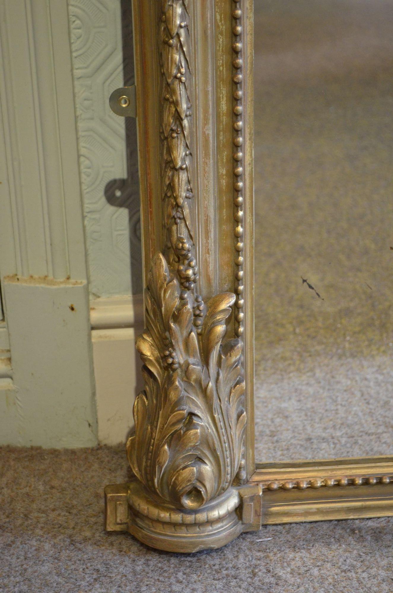 Imposing 19th Century Large Gilt Mirror For Sale 1