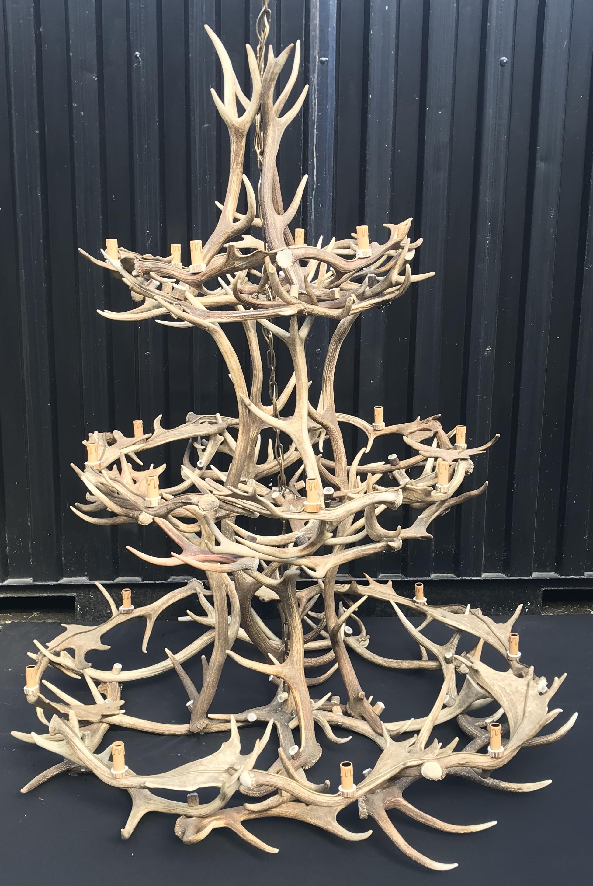 Contemporary Imposing Chandelier Made of Antlers