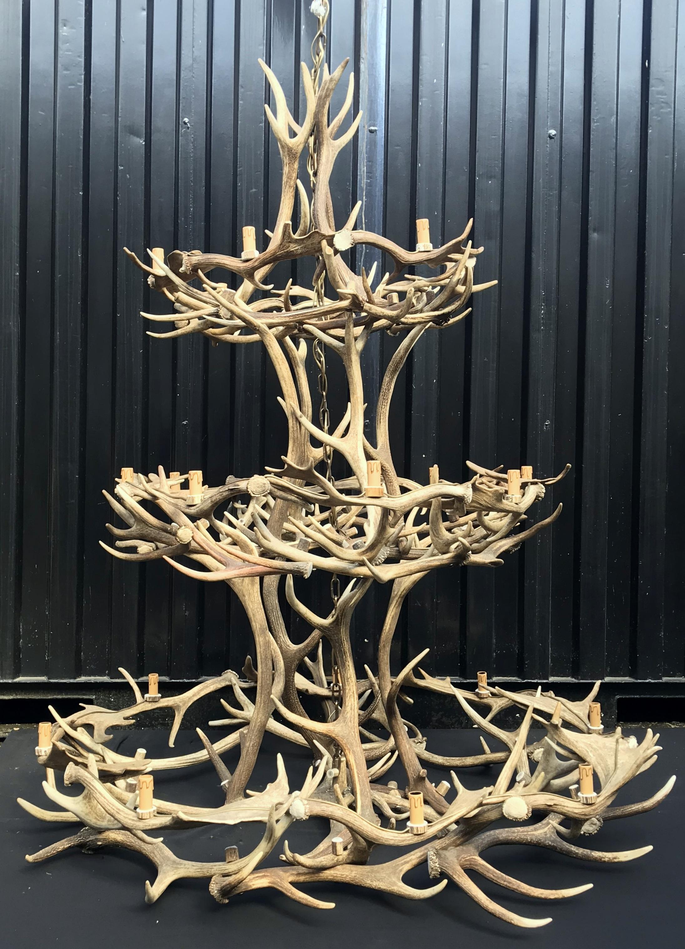 Imposing Chandelier Made of Antlers For Sale 1