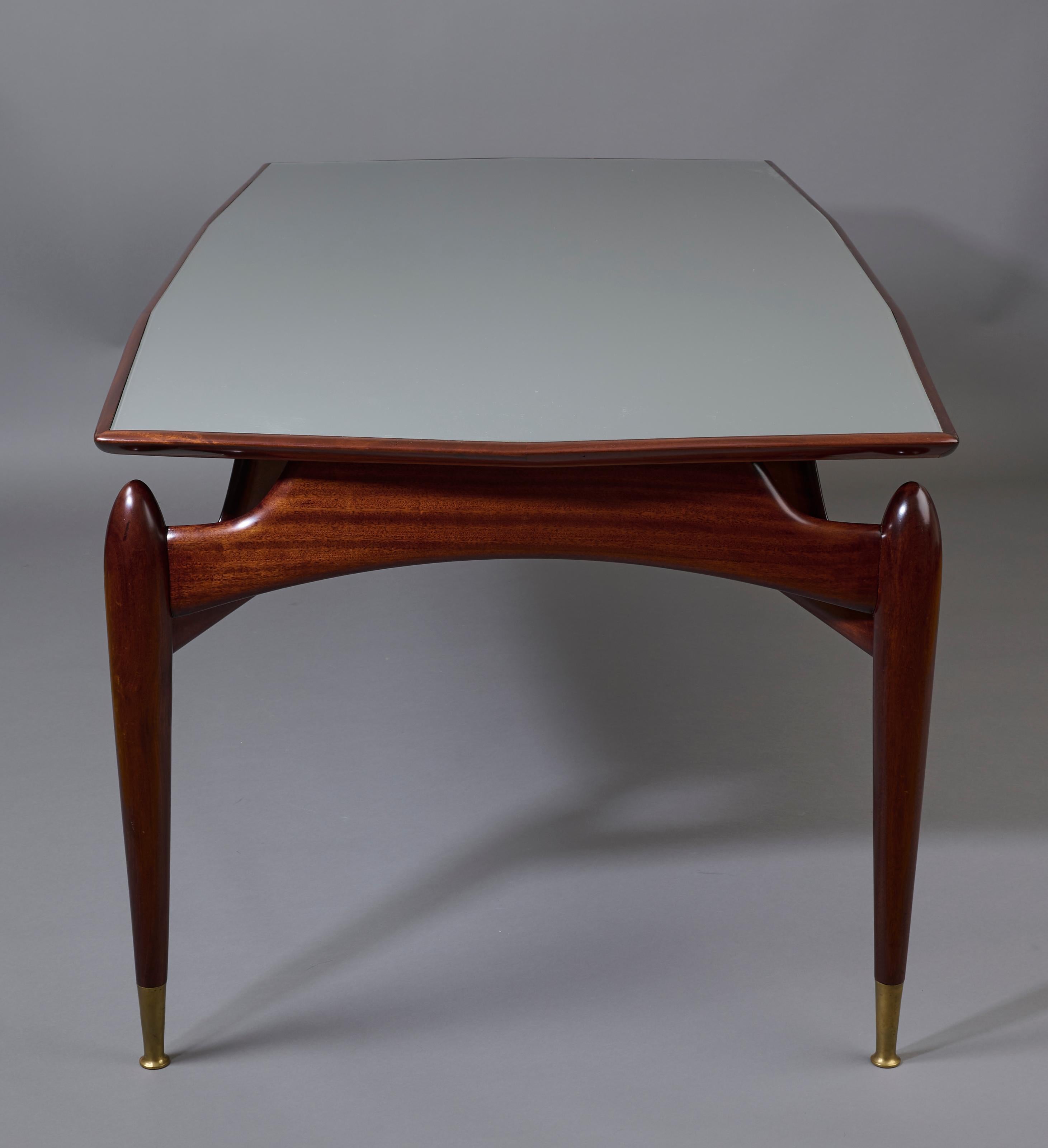 Giuseppe Scapinelli: Dining Table in Mahogany & Back-Painted Glass, Italy 1950's For Sale 6