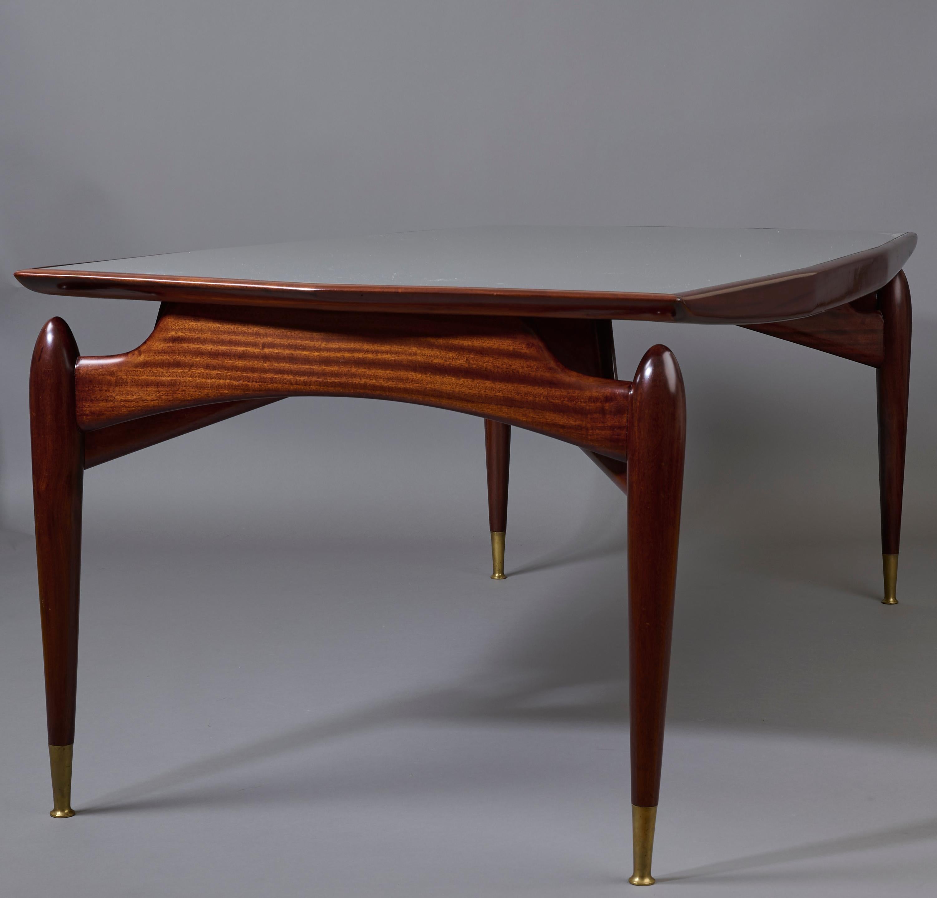 Giuseppe Scapinelli: Dining Table in Mahogany & Back-Painted Glass, Italy 1950's For Sale 1