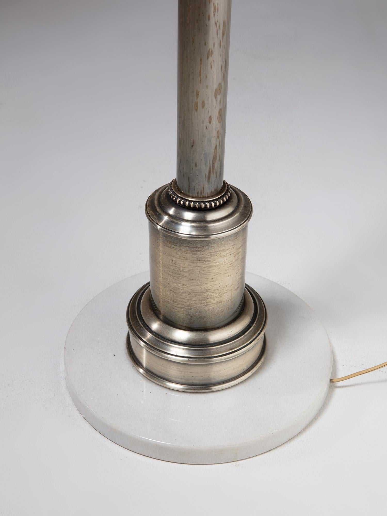 Metal Imposing Floor Lamp Attributed to Arredoluce, Italy, 1960s For Sale