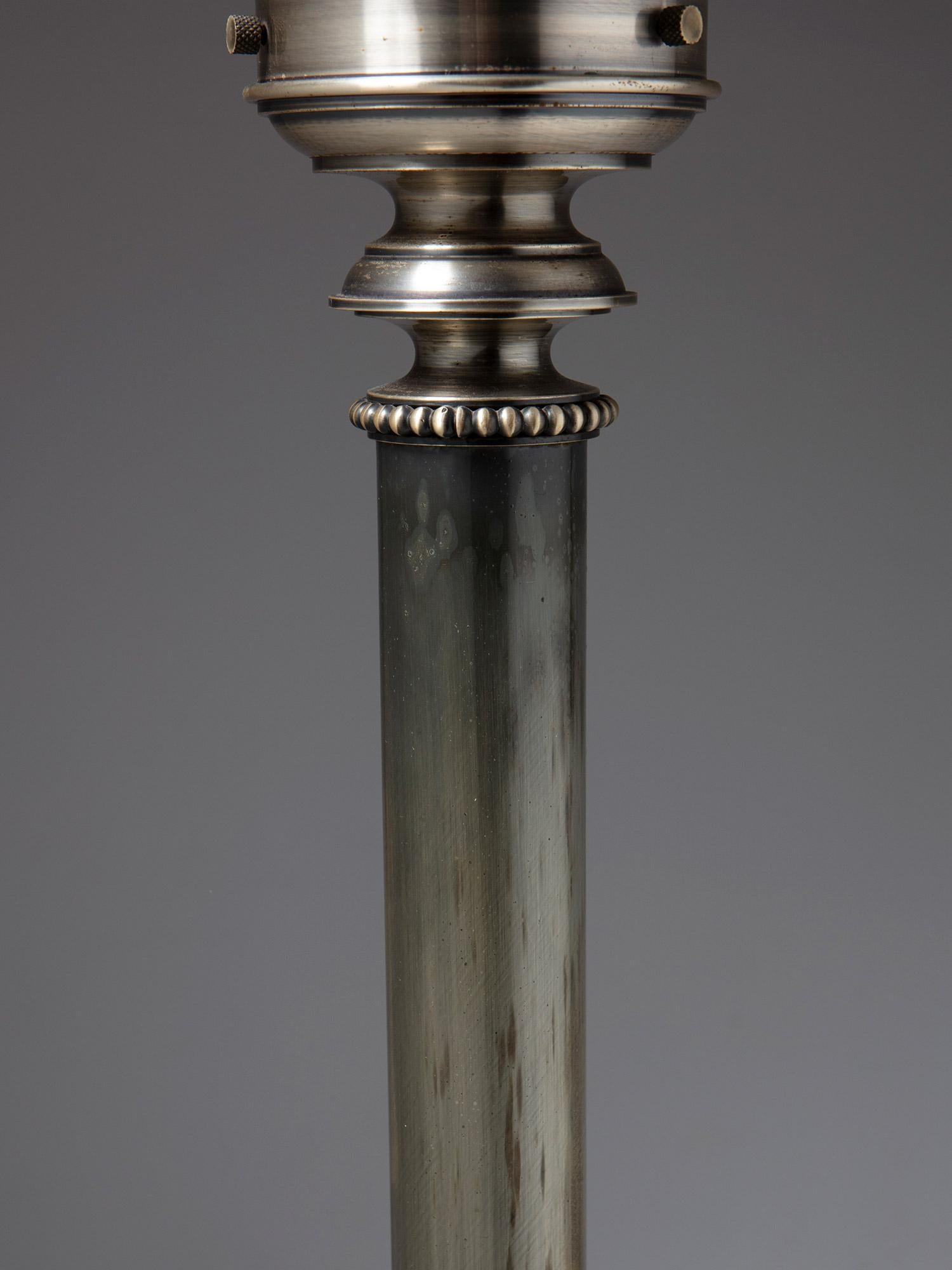 Imposing Floor Lamp Attributed to Arredoluce, Italy, 1960s For Sale 1