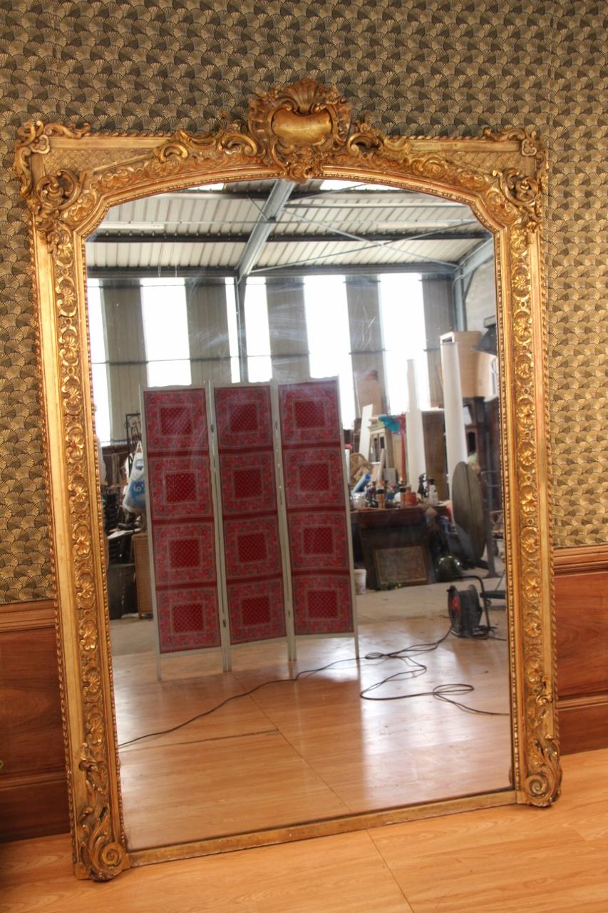 Imposing Golden Mirror XIXth For Sale 2