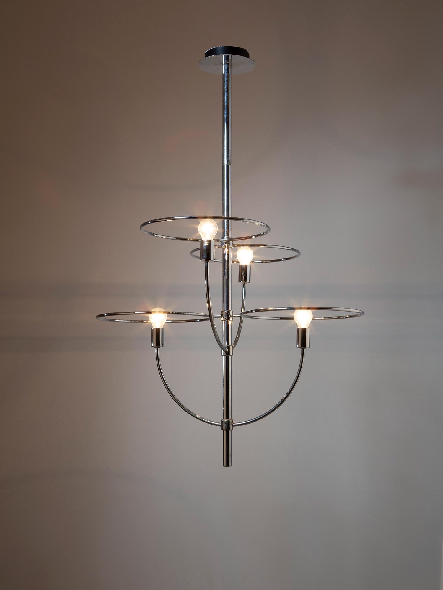 Imponente lampadario 