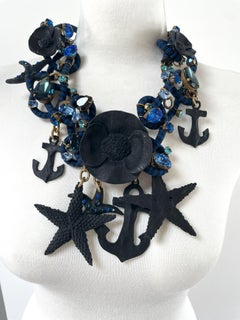 Impotend YVES SAINT LAURENT COLLIER, 'Borde de Mer', marineblauer Harz, 1990er Jahre