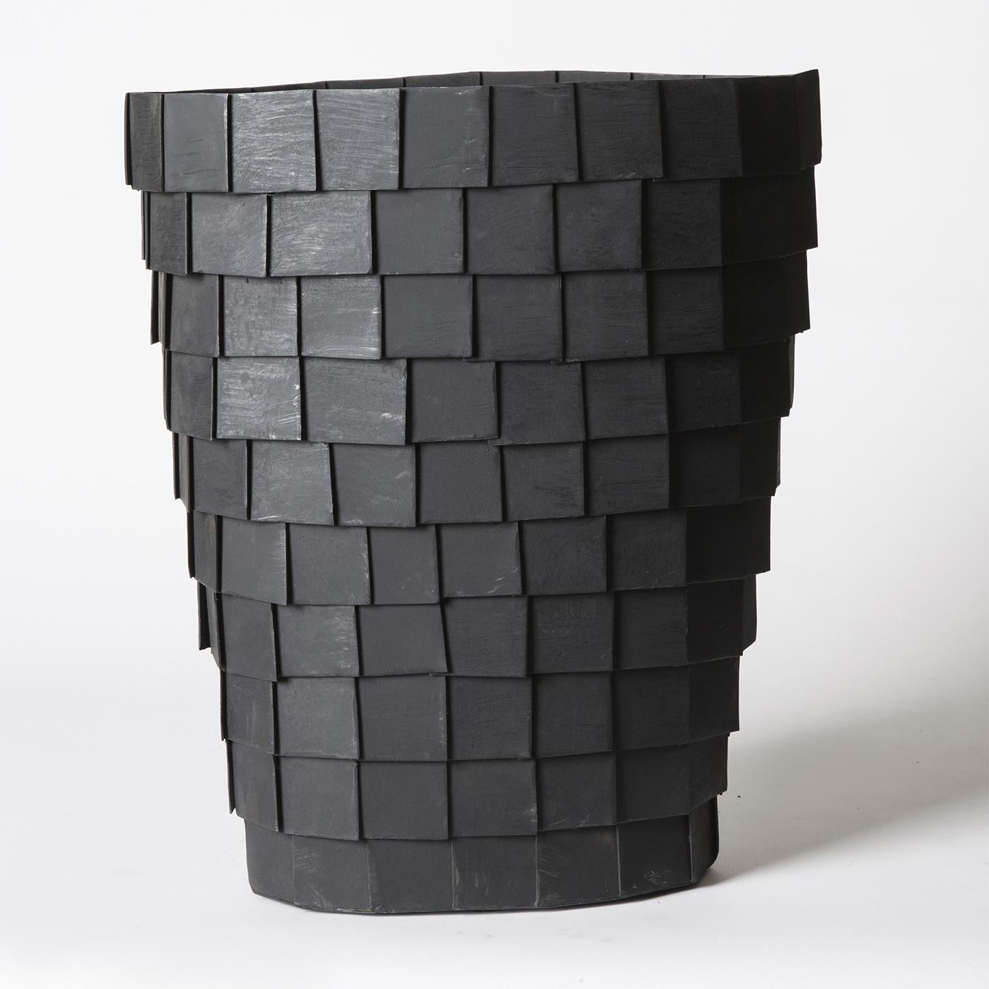 Modern Impressione Iron Vase