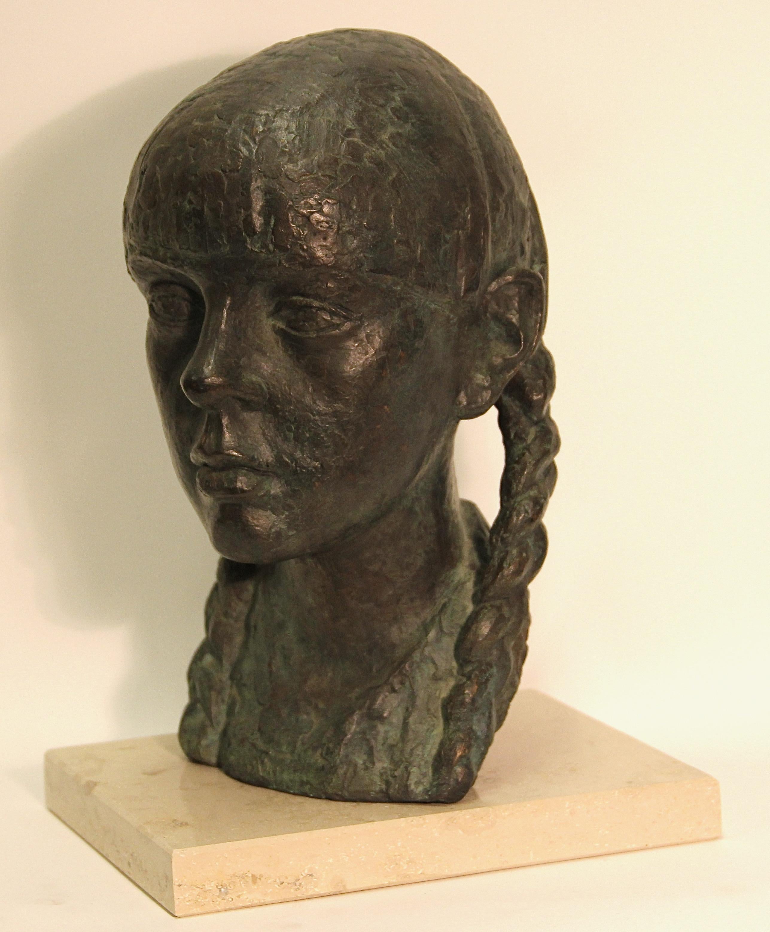 Impressionist Bronze Bust Sculpture of a Young Lady, on a Marble Base, Unsigned In Fair Condition For Sale In Berlin, DE