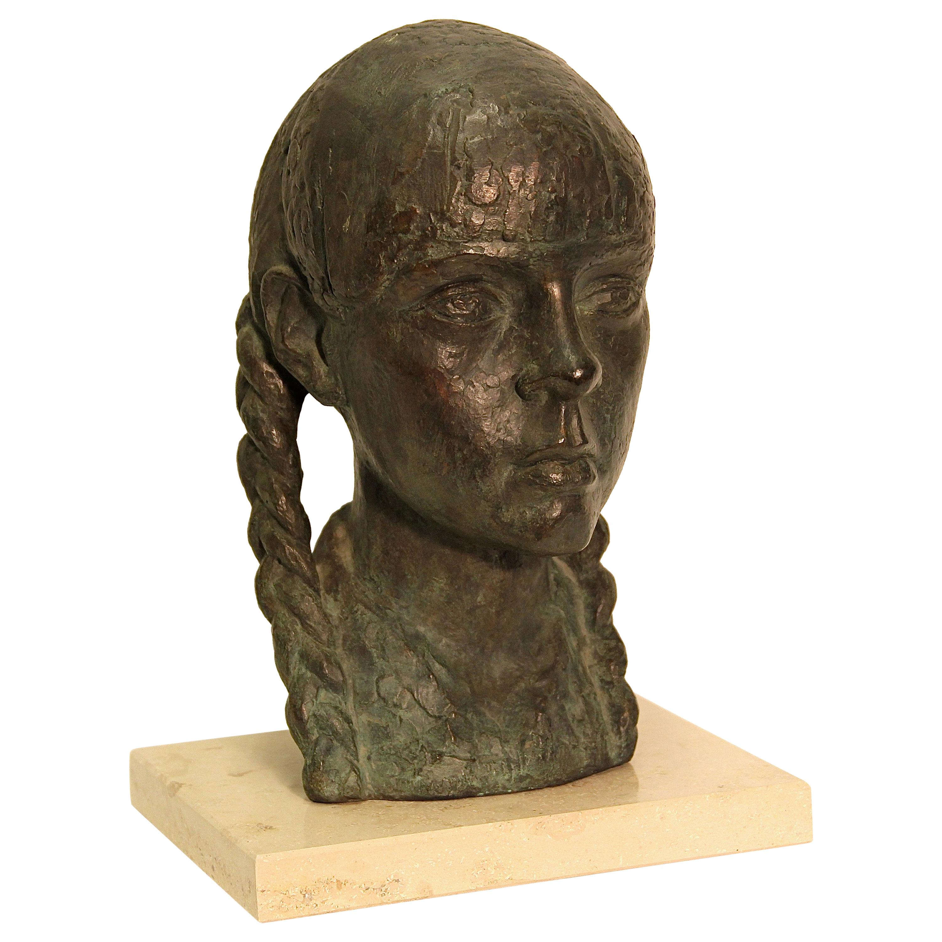 Scultura impressionista in bronzo con busto di una giovane donna, su una base di marmo, non firmata