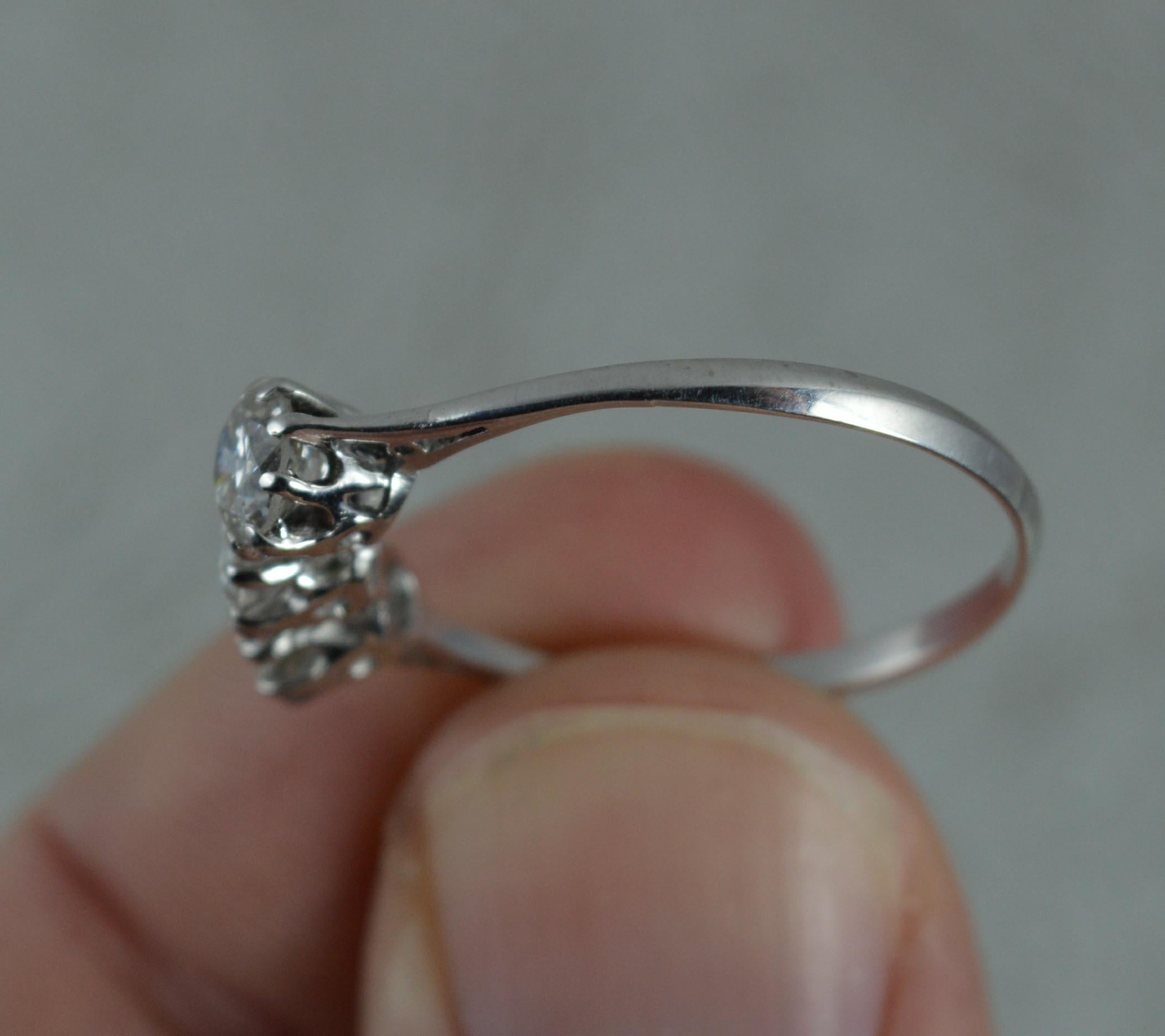 Impressive 1.20 Carat Diamond and 18 Carat White Gold Trilogy Ring 3