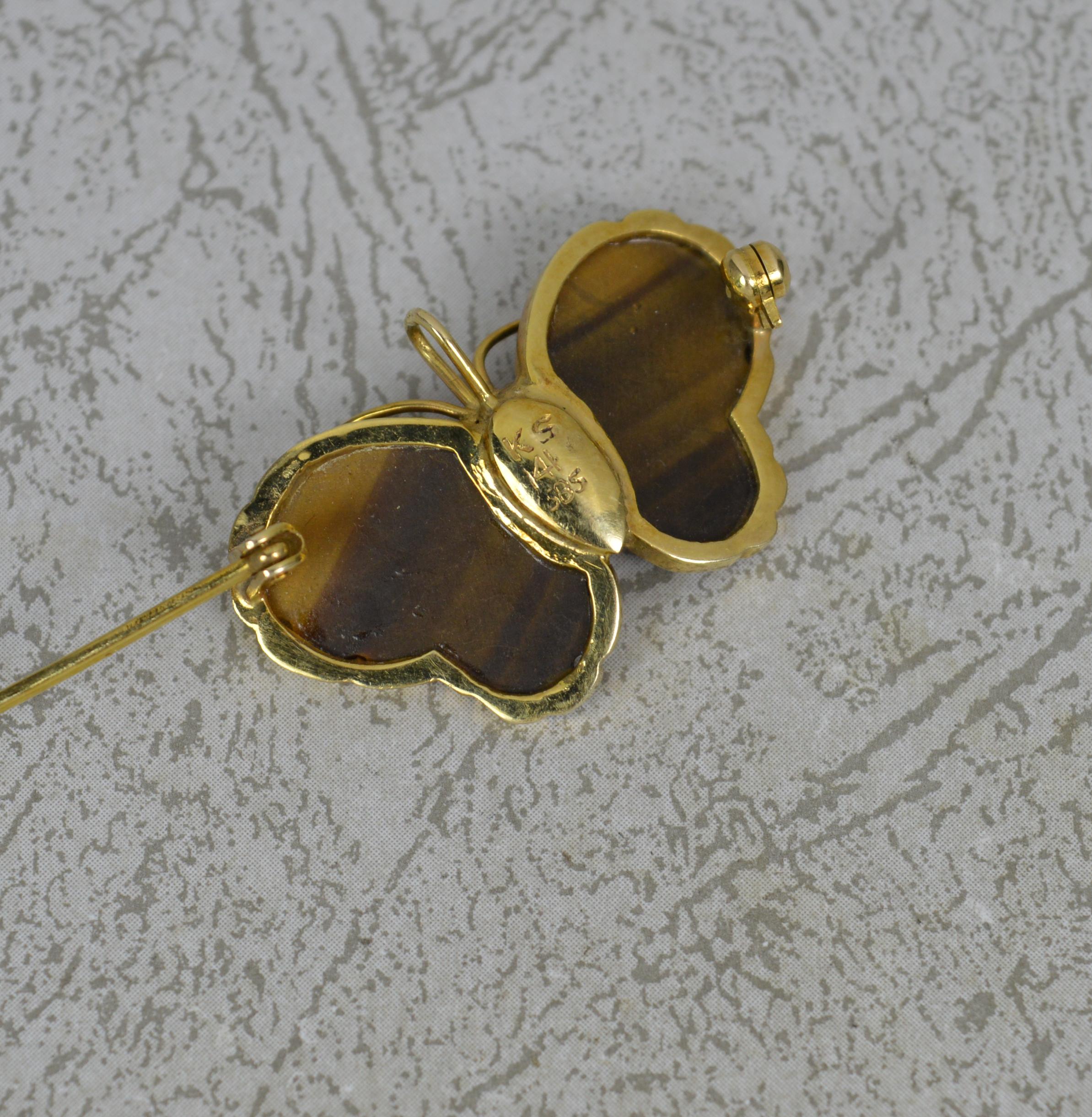 Impressionnante broche pendentif papillon en or 14 carats et œil de tigre sculpté 5